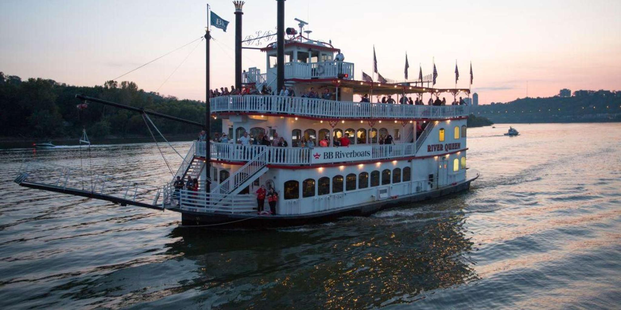 Cincinnati Ohio River Cruise with Buffet Dinner