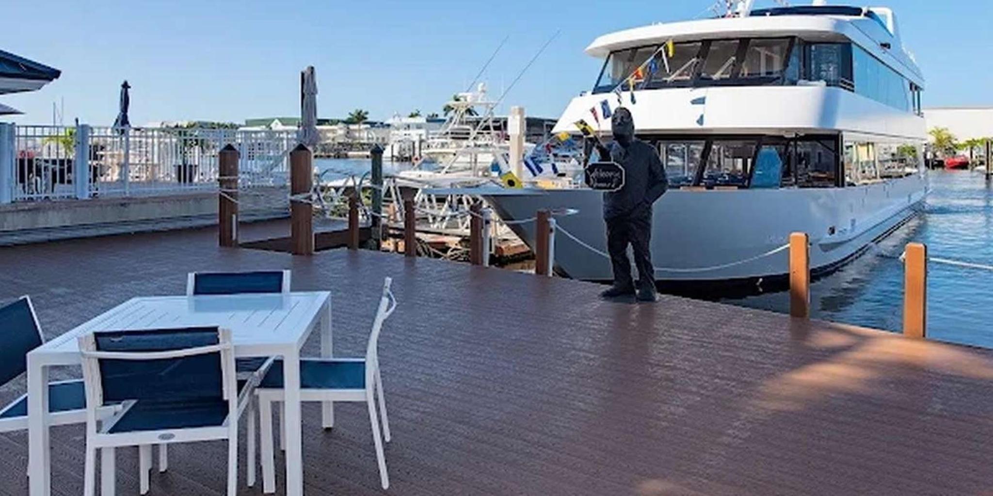 Naples Sightseeing and Dining Cruises