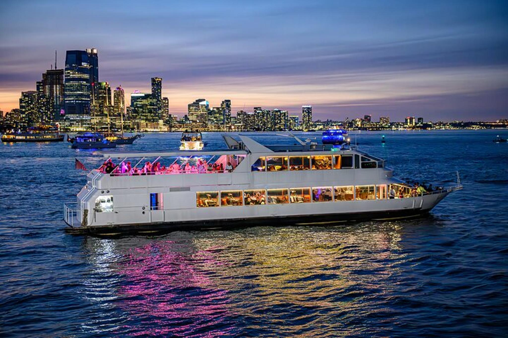New York City New Year's Eve Yacht Dinner Cruise