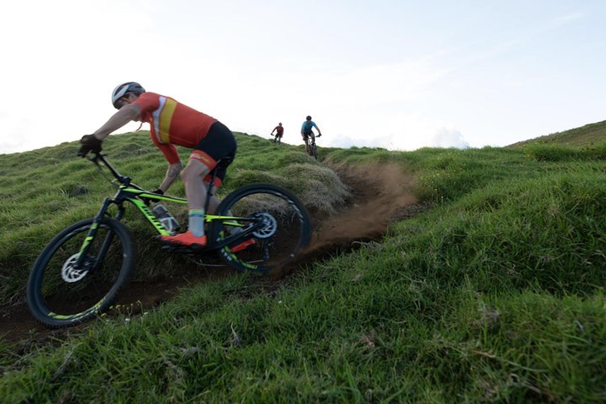 Big Island Mountain Biking on Anna Ranch - Image 4