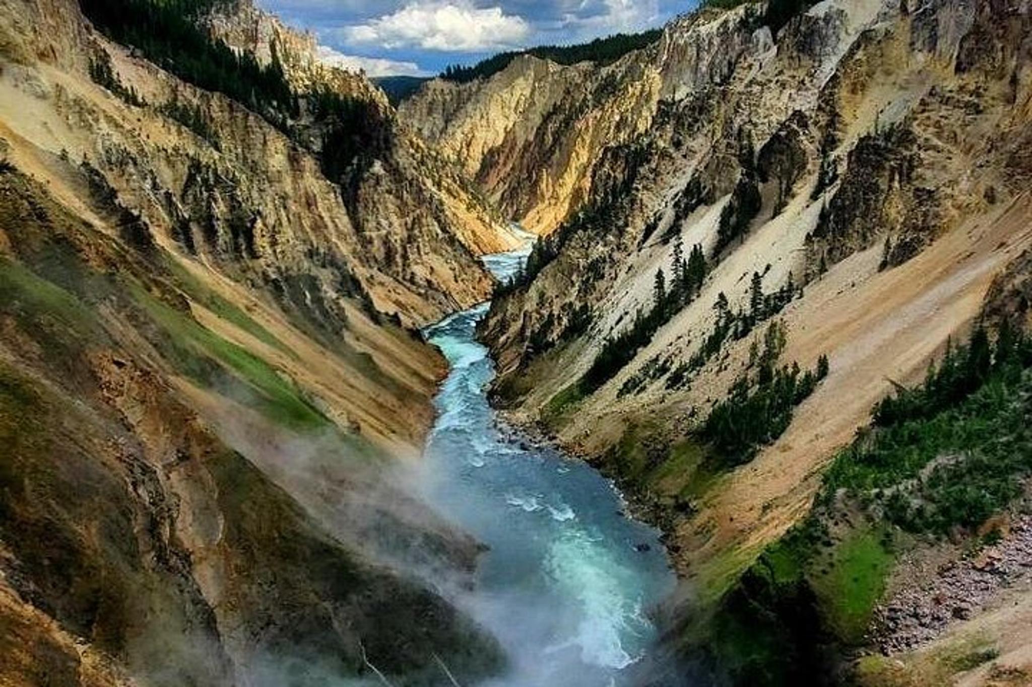 Yellowstone Lower Loop Private Tour - Image 2