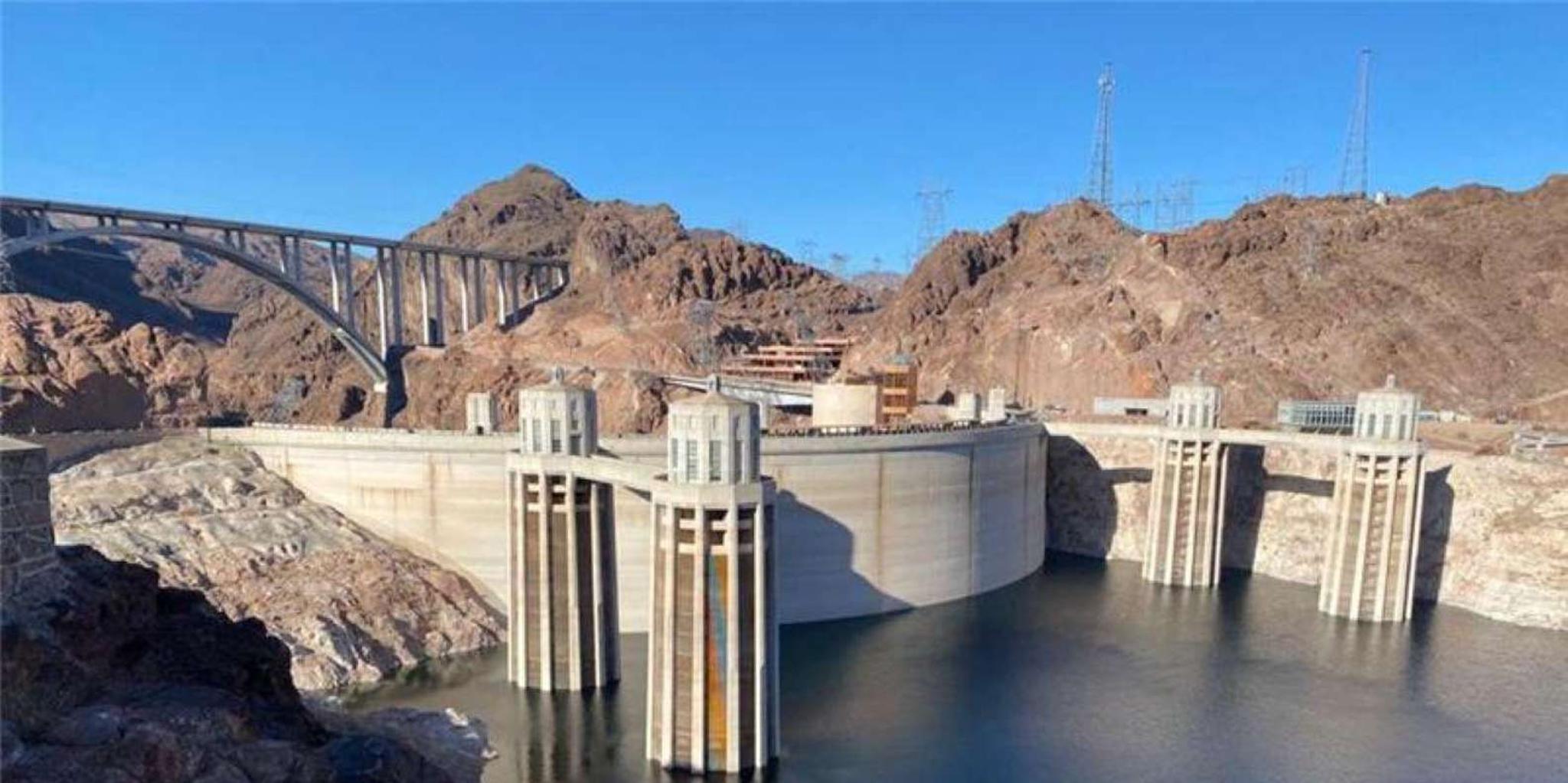 Las Vegas Hoover Dam Guided Tour in Spanish - Image 4