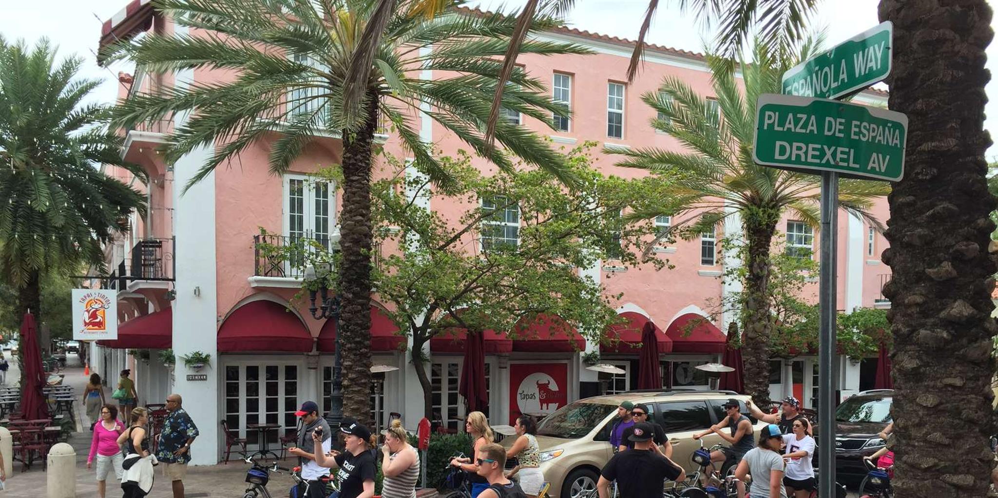 Miami Beach Bike Tour - Image 2