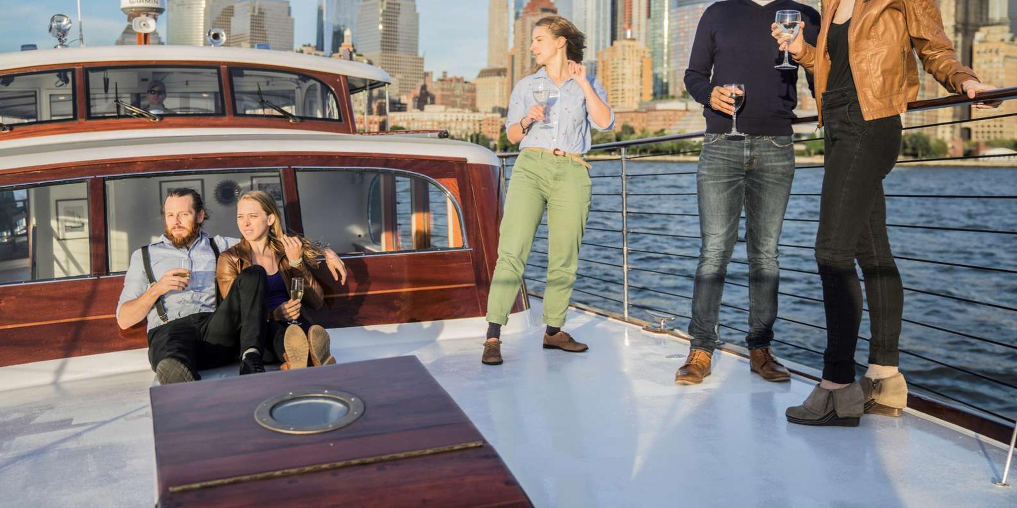 New York City Mini Yacht Sightseeing Tour 1.5 hr - Image 6