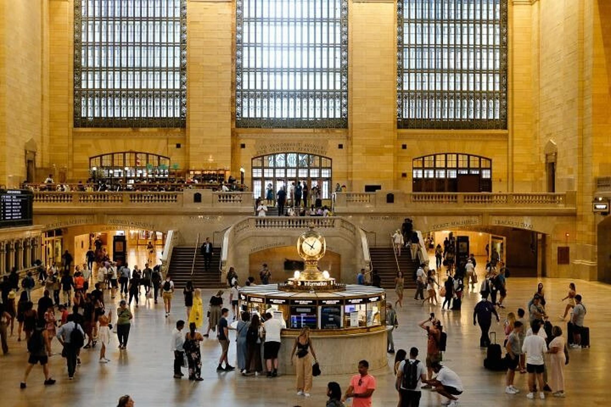 New York Walking Tour and Grand Central Terminal