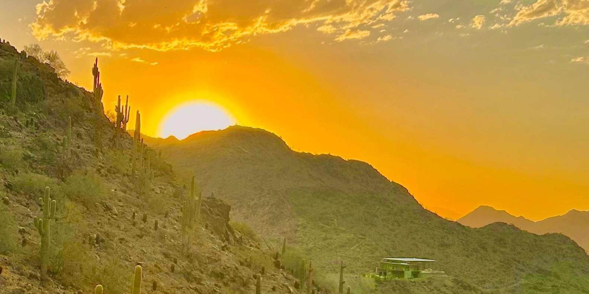 Phoenix Sunrise Guided Hike - Image 2