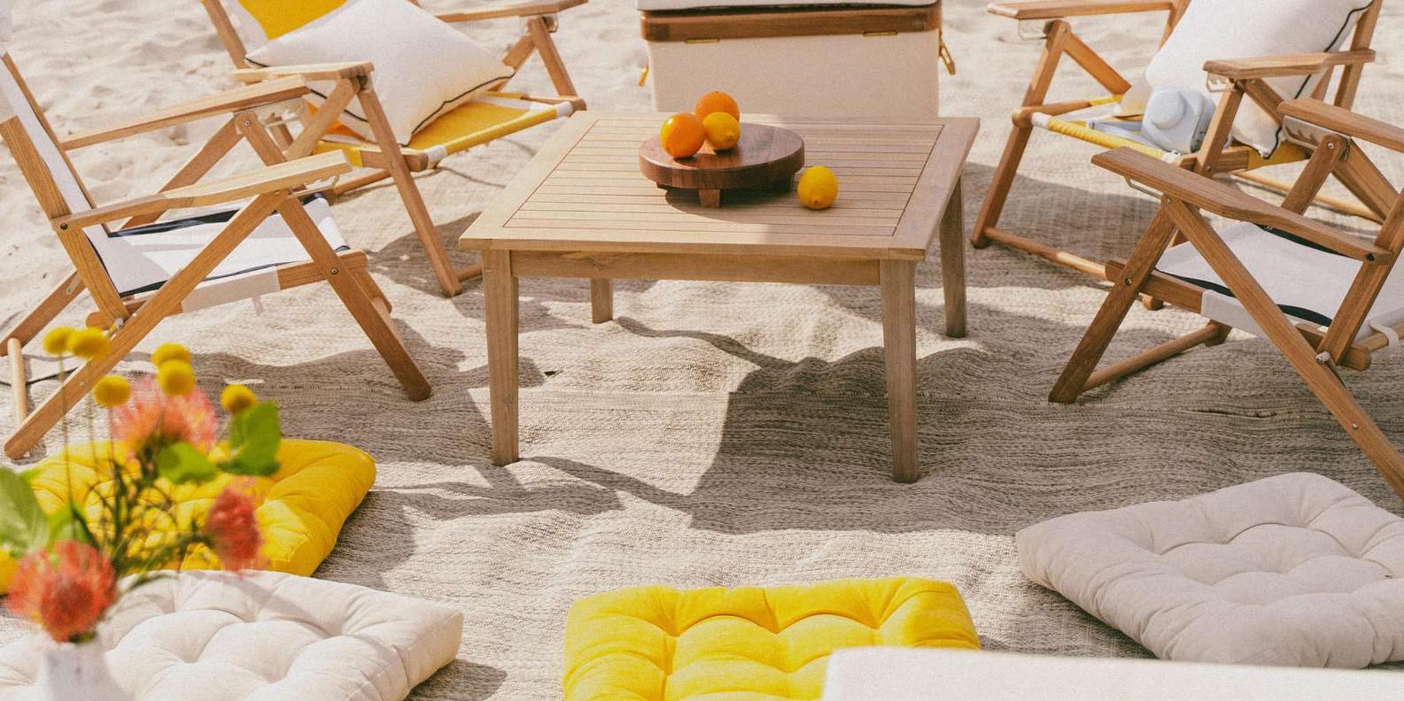 Miami Beach Private Lounge and Picnic Setup - Image 1