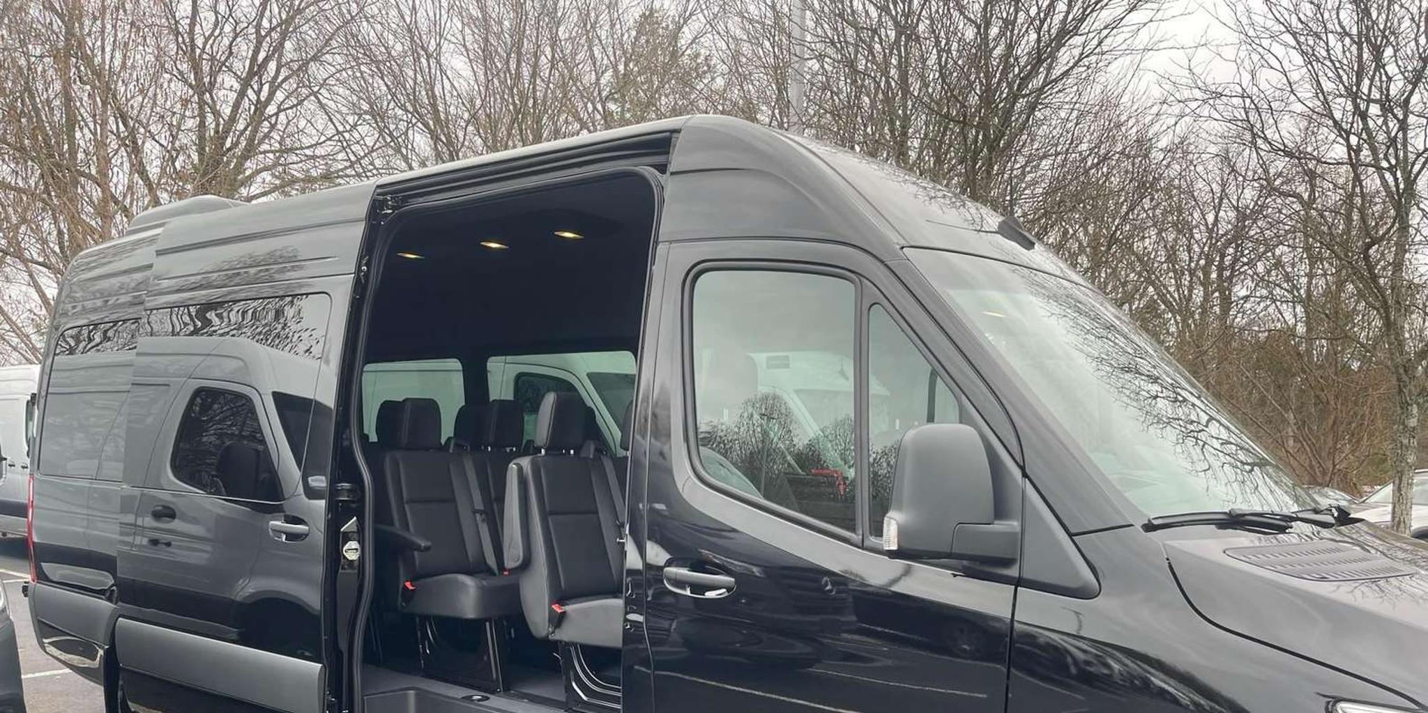 Washington DC Private Sprinter Tour - Image 1