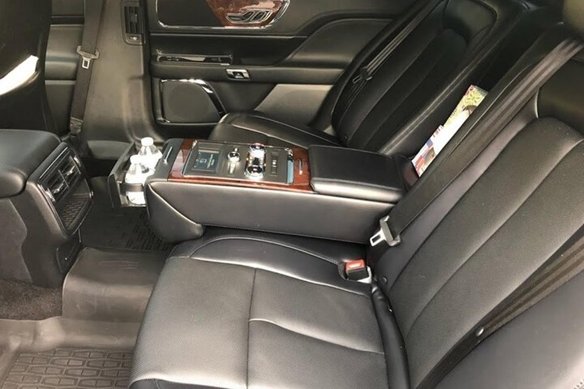 New York City Airport Transfer - Image 6