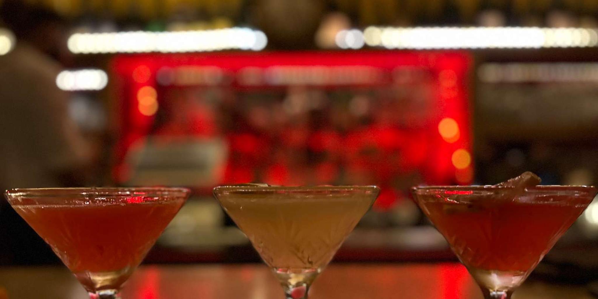 New York City Vintage Car and Cocktail Tour - Image 6