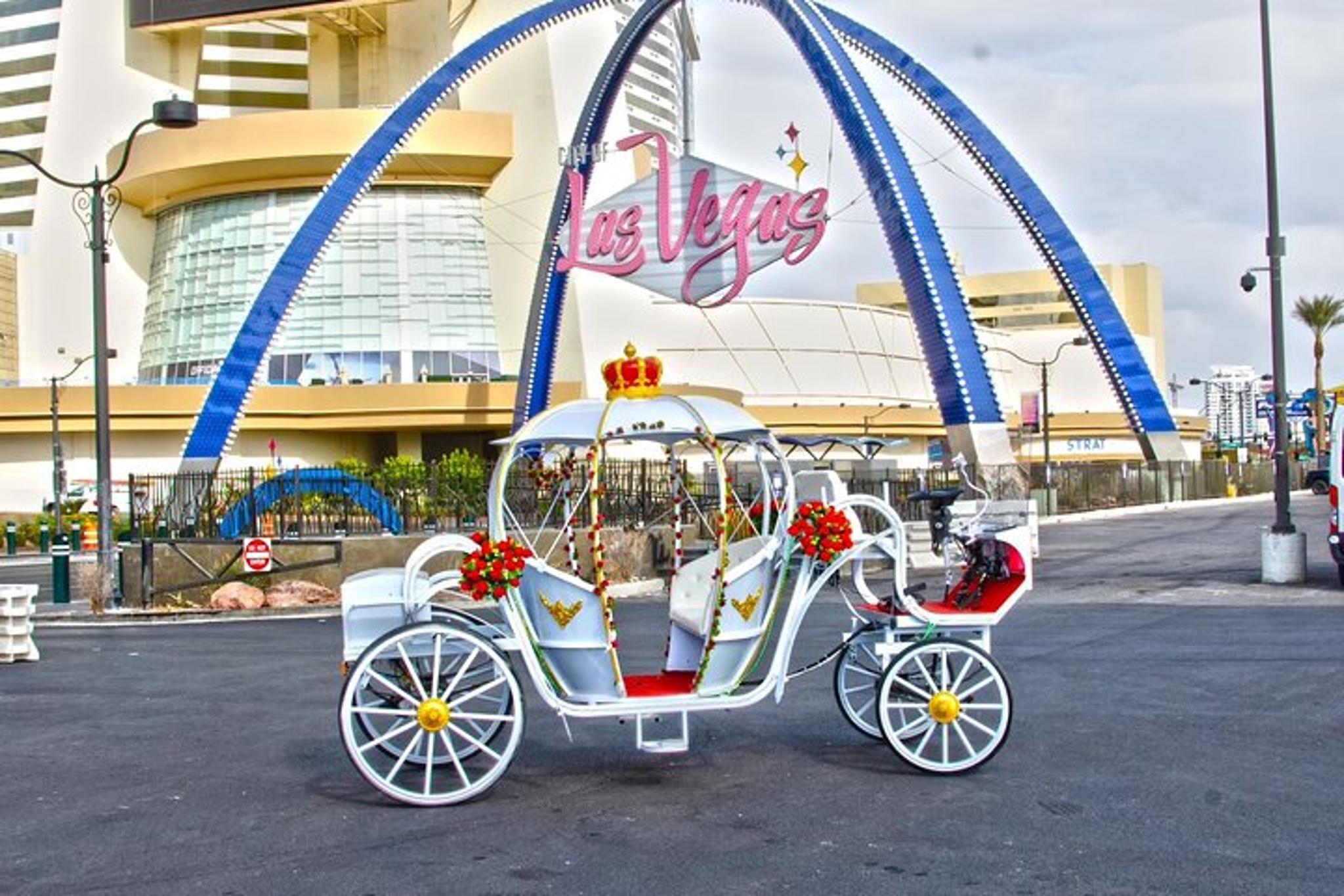Las Vegas Carriage Wedding Ceremony - Image 2
