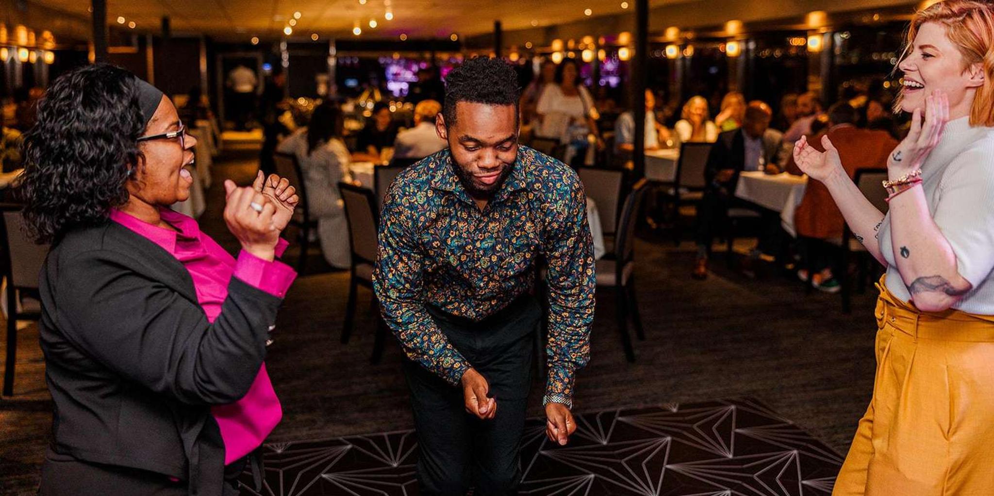 Philadelphia Dinner Cruise on the Delaware River - Image 6