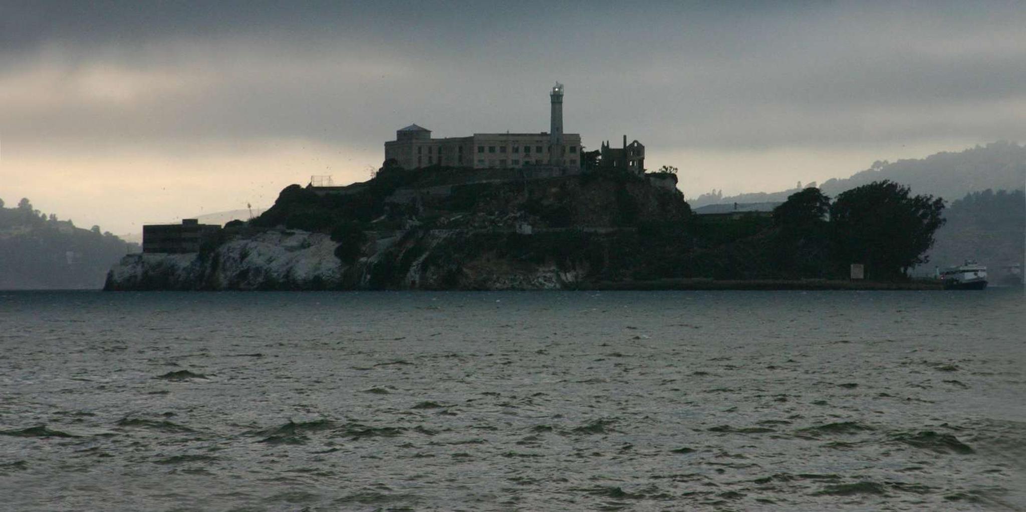 San Francisco Alcatraz Night Tour - Image 4