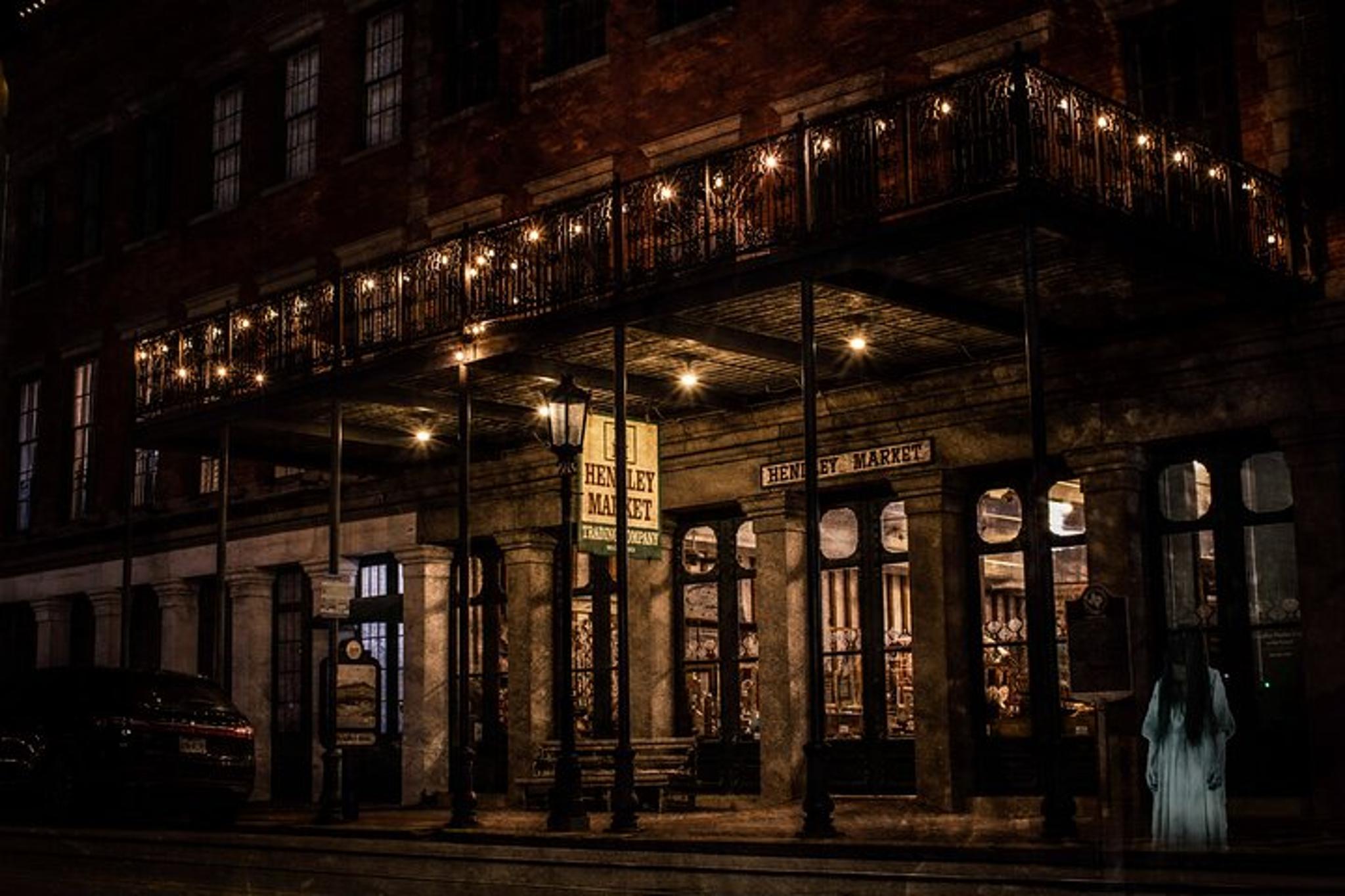 Galveston Ghost Tour: Ghouls and Graves - Image 4