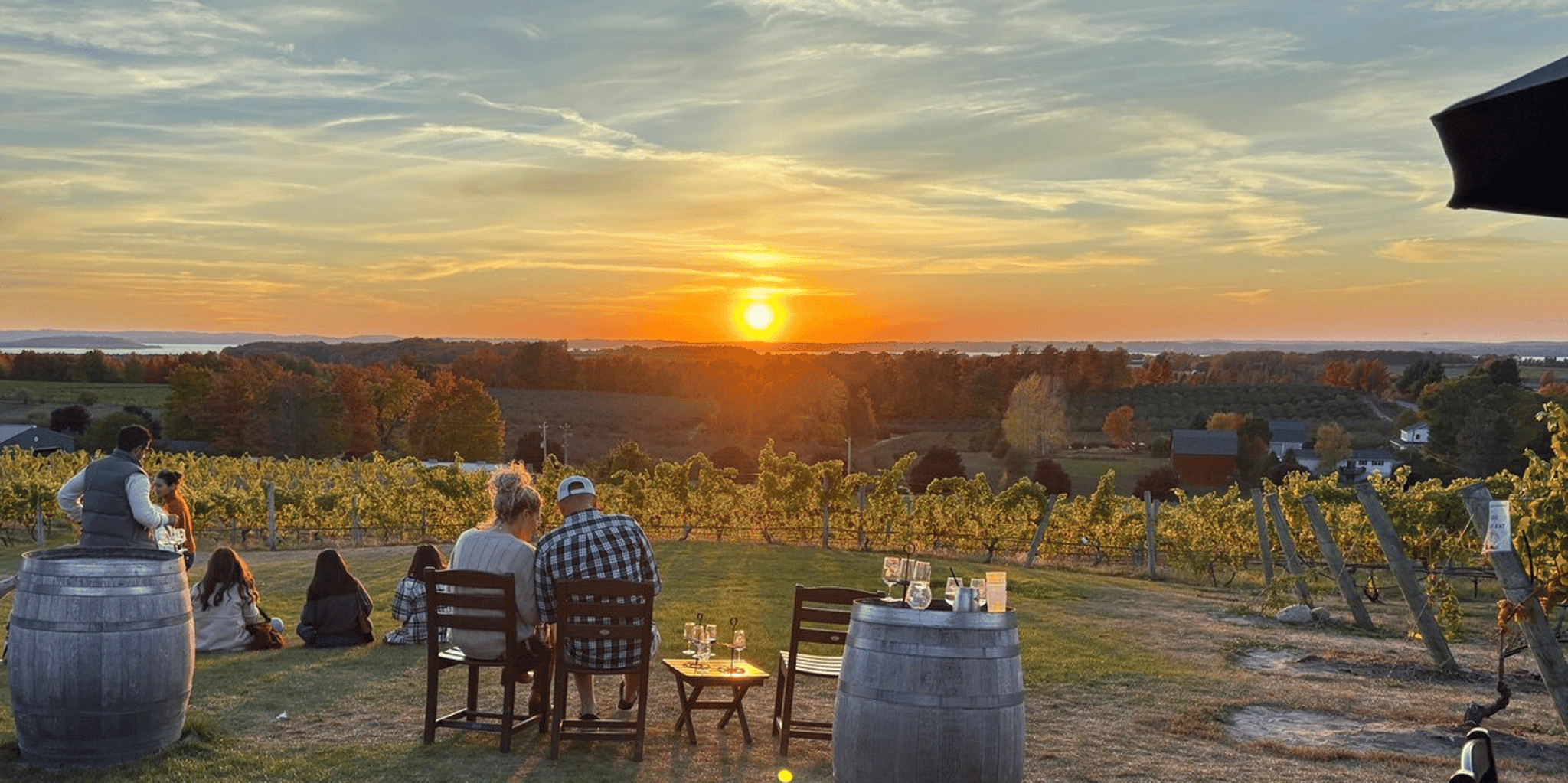 Traverse City Wine Tour at Sunset 4 hr