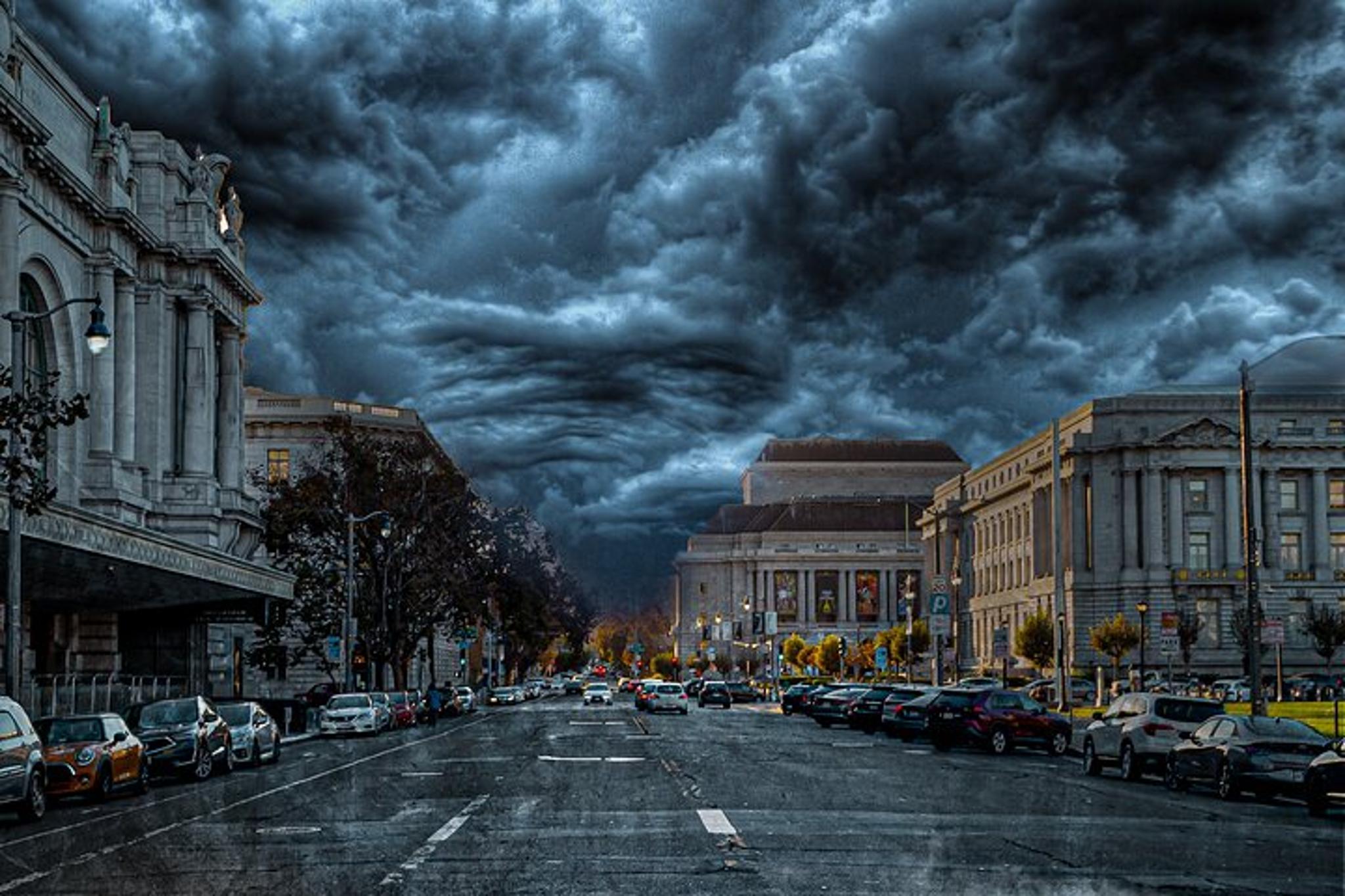 San Francisco Ghosts Haunted Pub Crawl - Image 2