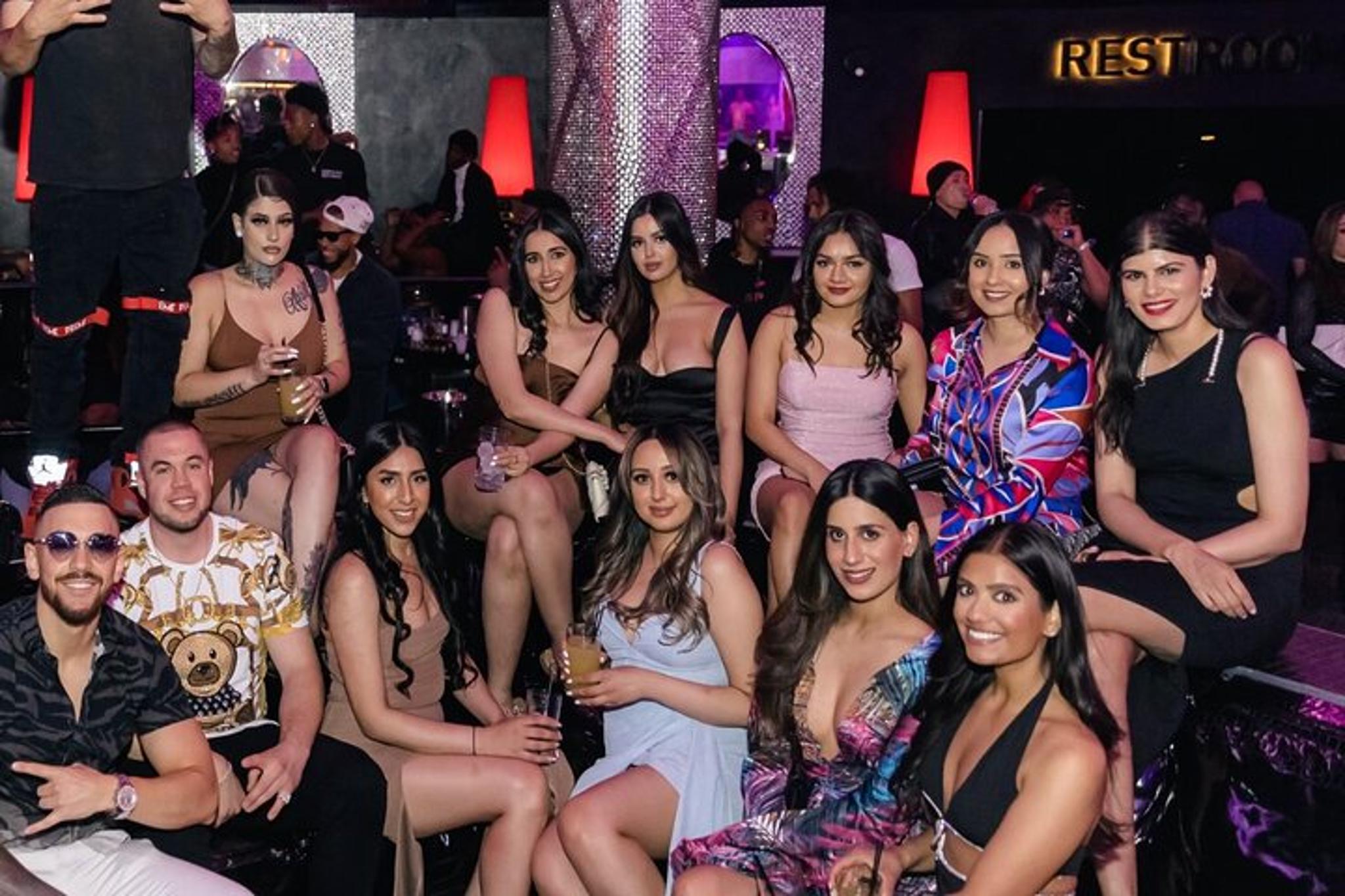 Las Vegas Nightclub Crawl and Party Bus - Image 5