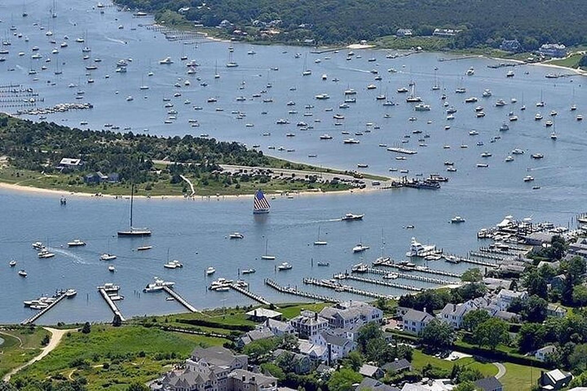 Martha's Vineyard Full Day Tour with Lunch - Image 2