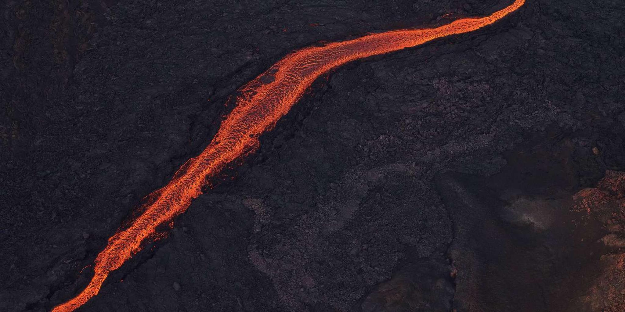 Kailua-Kona Kilauea Volcano Helicopter Tour Doors-Off 90 Min - Image 6