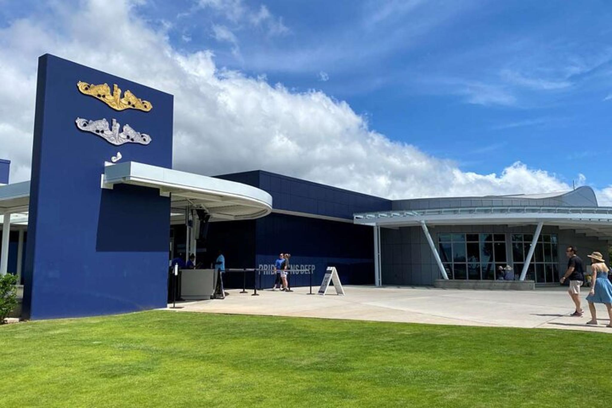 Honolulu Pearl Harbor and City Private Tour 7 hr - Image 2