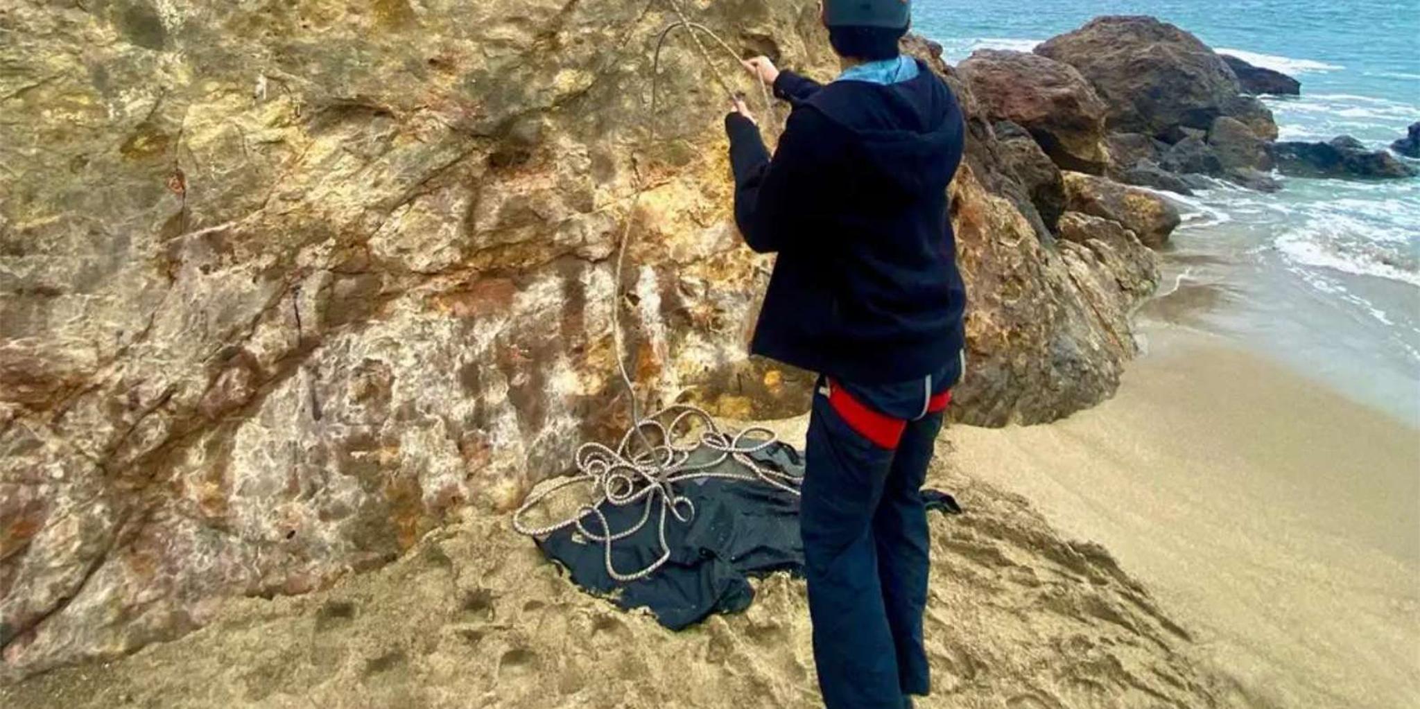 Malibu Climbing Class at Point Dume 2 hr - Image 5