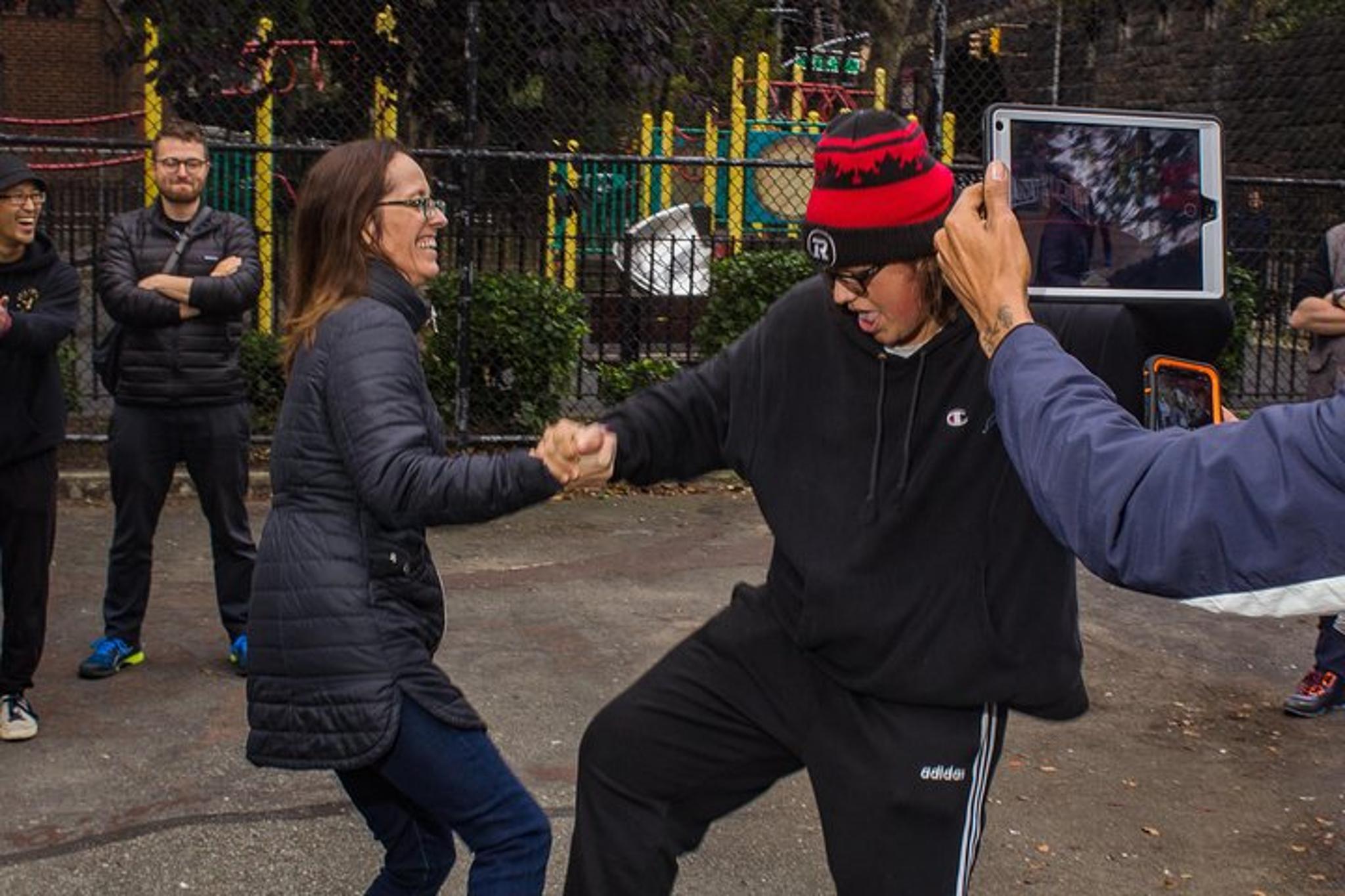 New York Hip Hop Tour in Harlem and The Bronx - Image 4