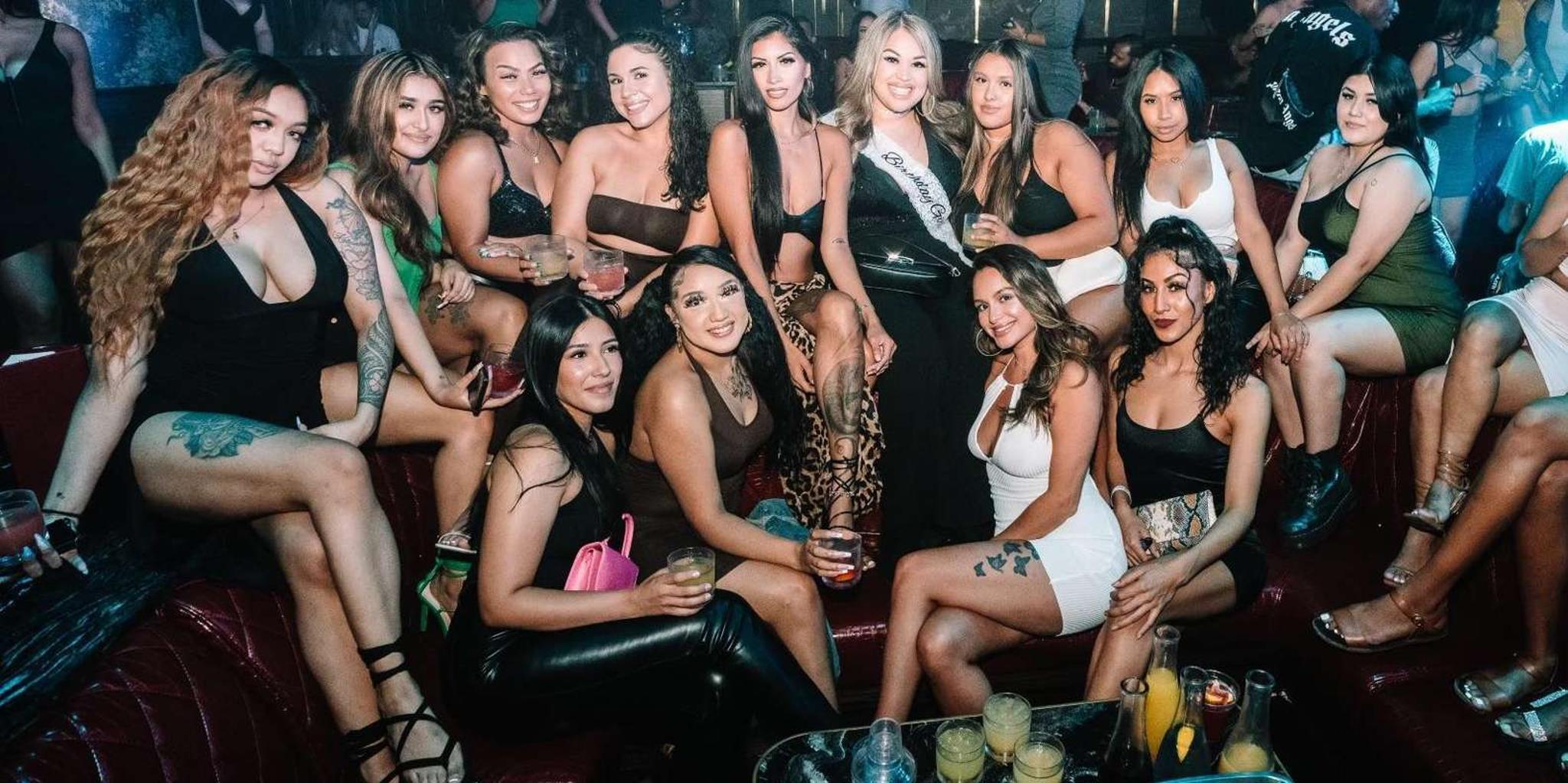 Las Vegas Fremont Street Bar Crawl