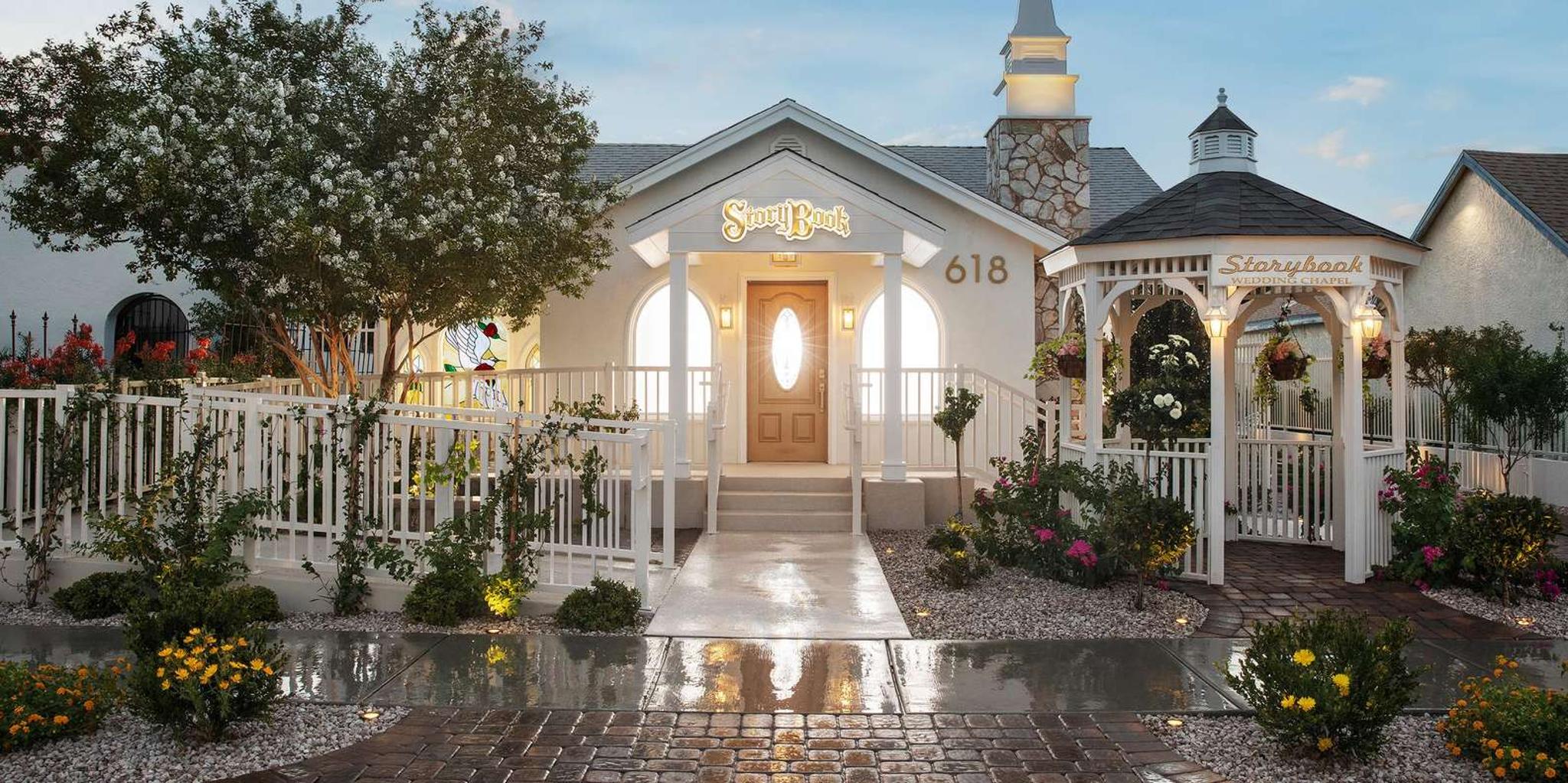 Las Vegas Elvis-Themed Wedding or Vow Renewal - Image 2