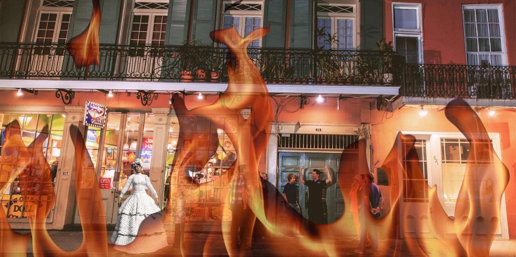 New Orleans Ghosts and Spirits Walking Tour with Augmented Reality