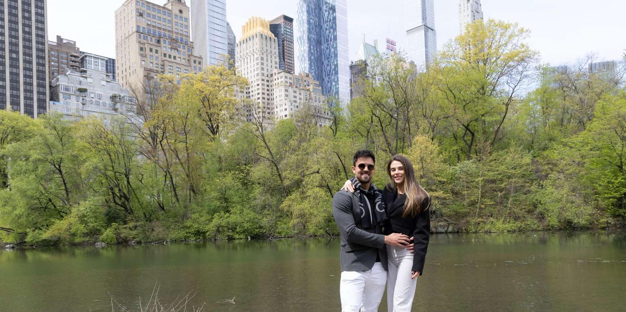 New York Photoshoot in Central Park and 5th Ave - Image 6