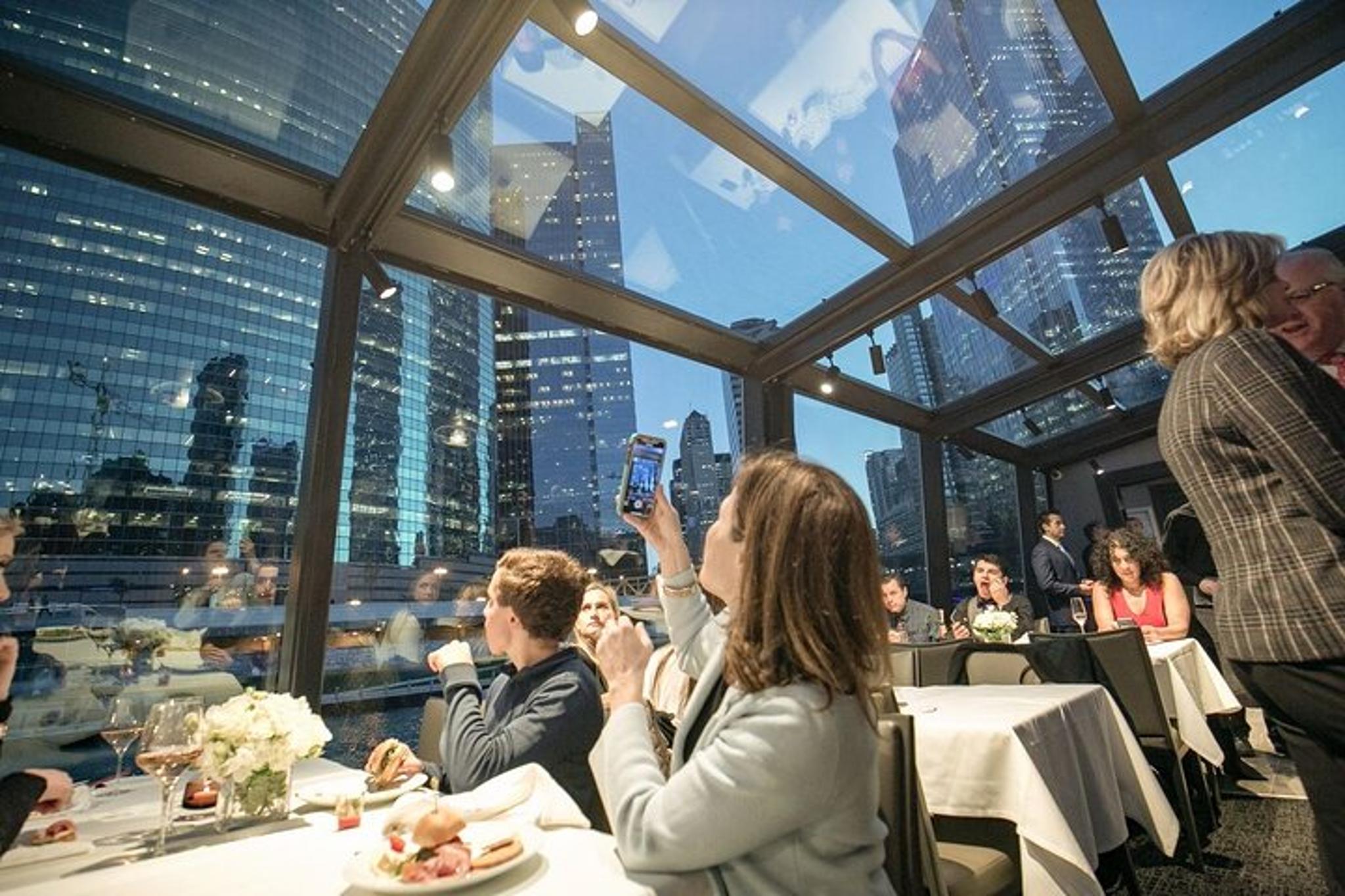 Chicago River Dinner Cruise