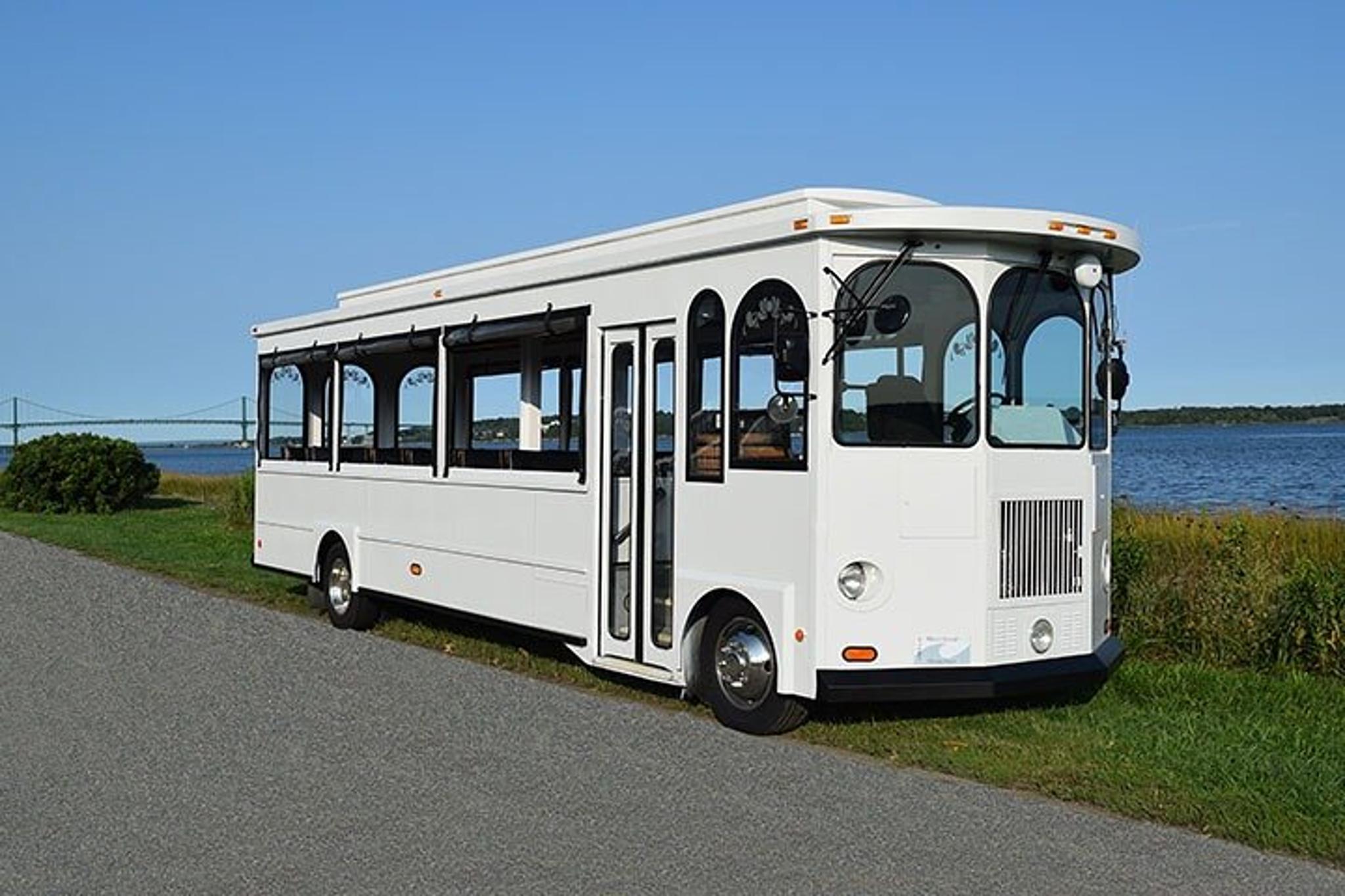 Newport Open Air Trolley Tour - Image 2