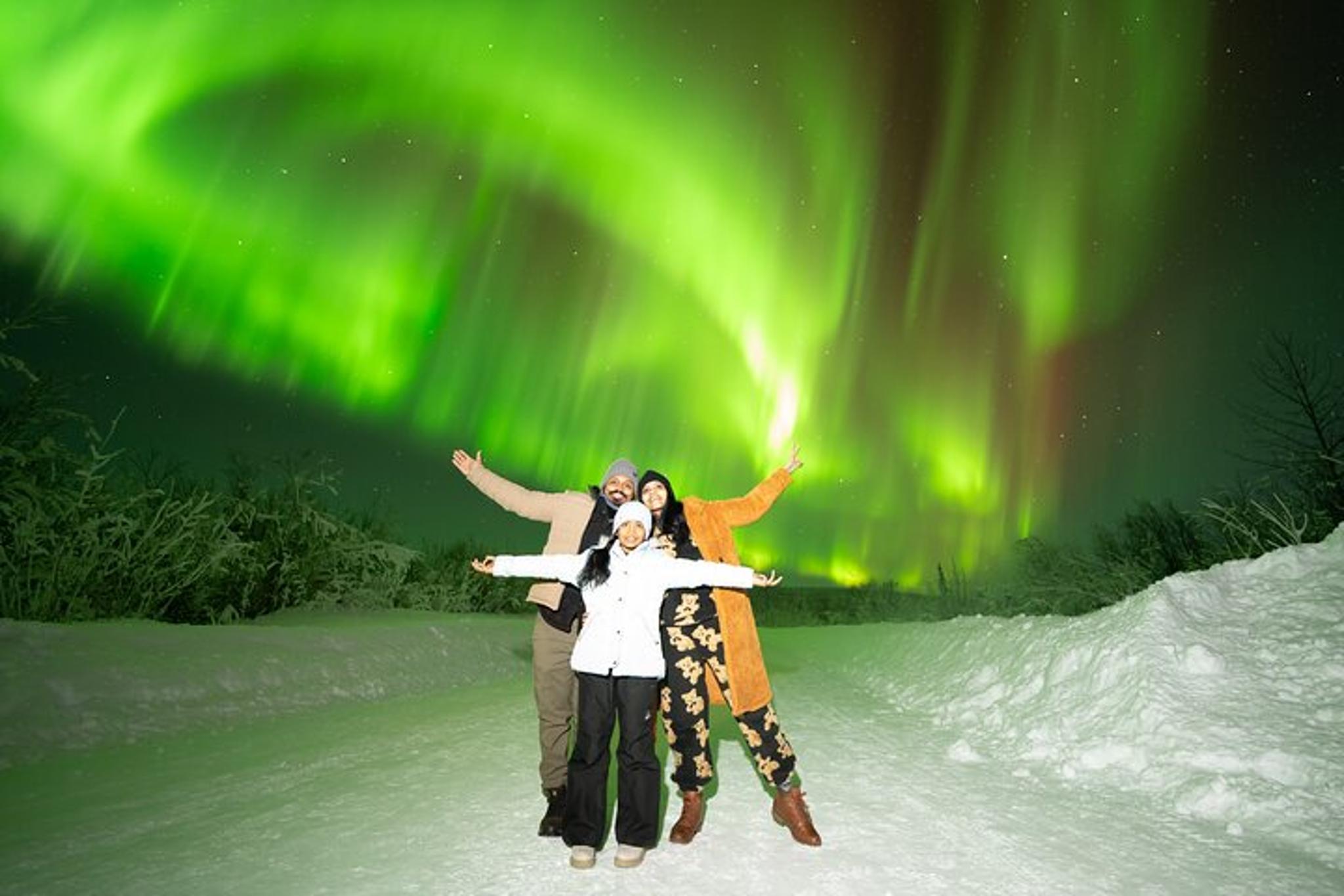 Fairbanks Aurora Chasing Tour with Photography 5 hr - Image 4