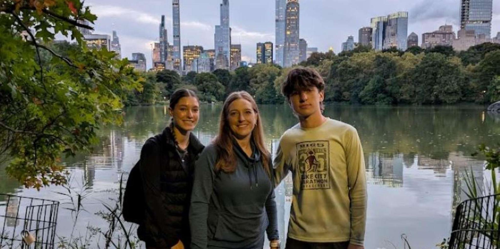 New York Central Park Walking Tour at Night - Image 4