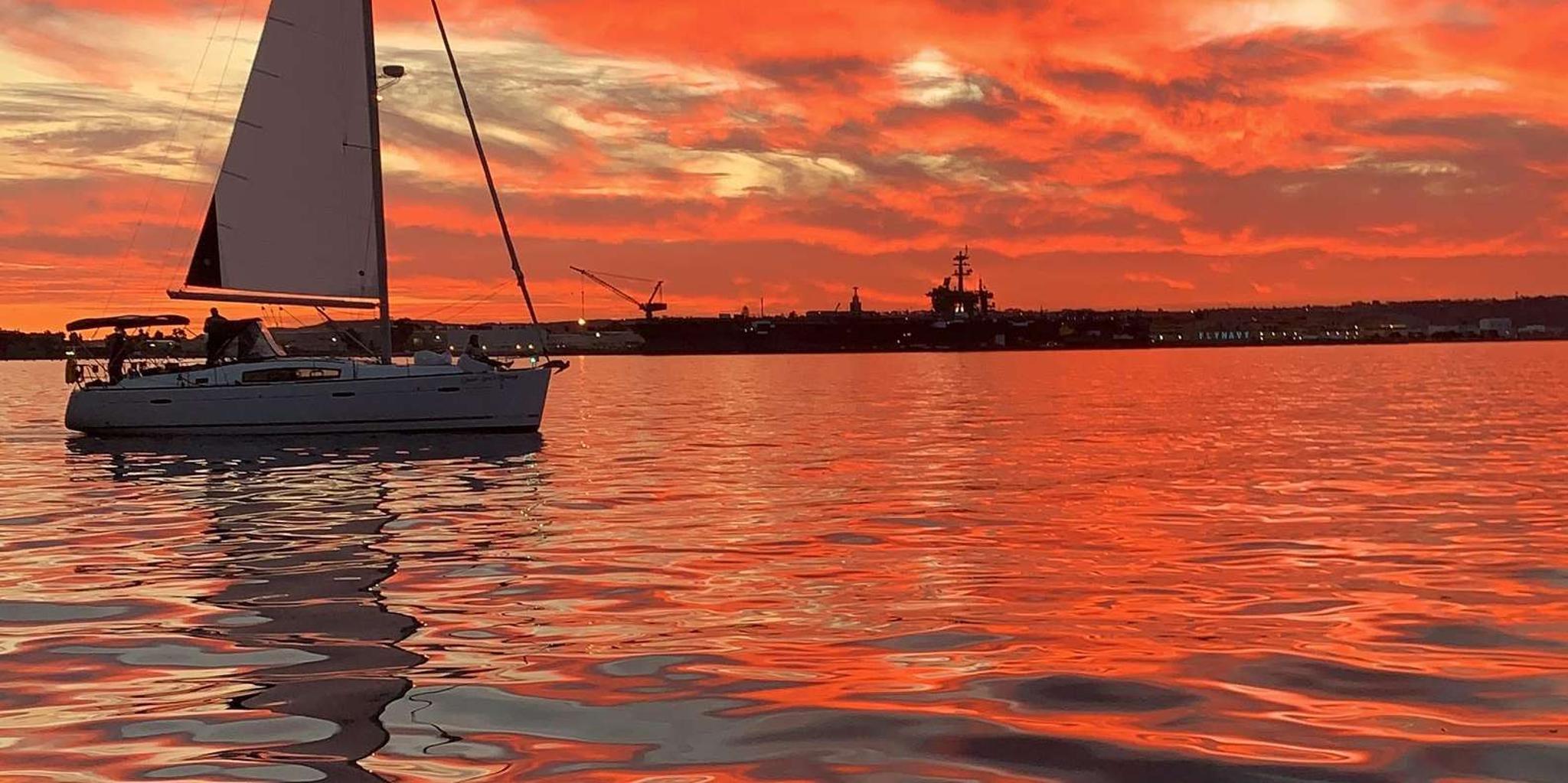 San Diego Bay Yacht Sailing Experience