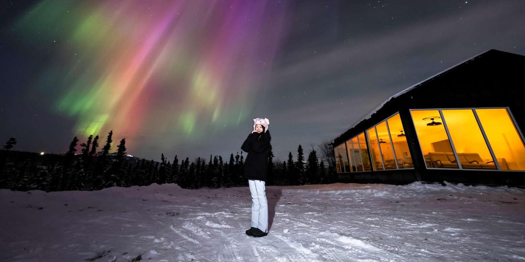 Fairbanks Aurora Glass House Experience - Image 2