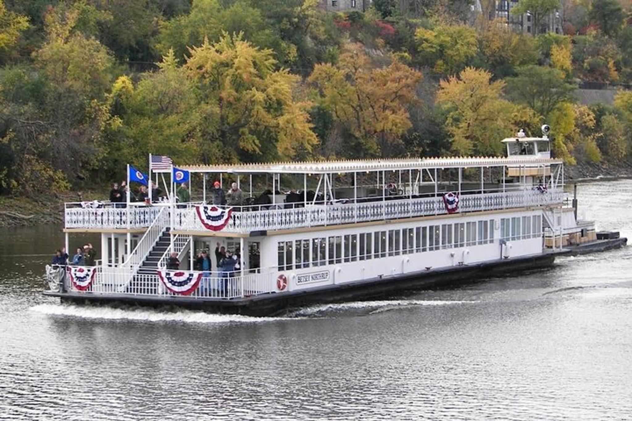 St. Paul Tour & Mississippi River Cruise - Image 2