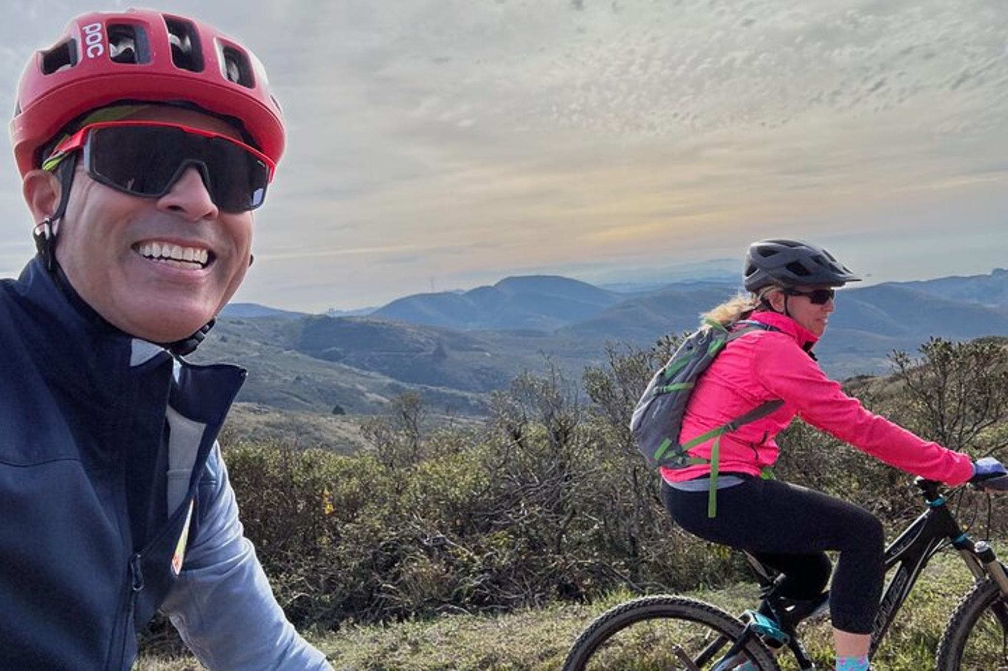 San Francisco Marin Headlands Gravel Cycling Tour - Image 2