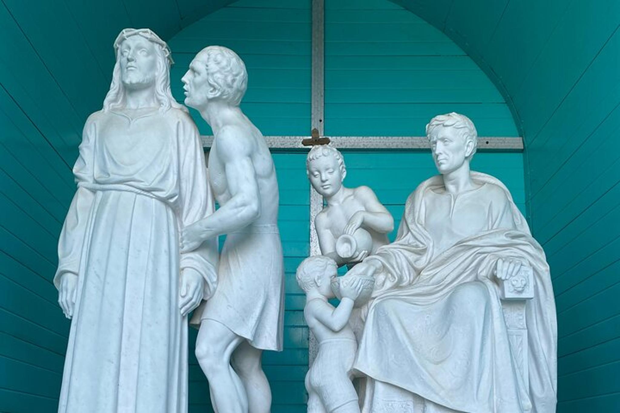 New Orleans St. Roch Cemetery Walking Tour - Image 4