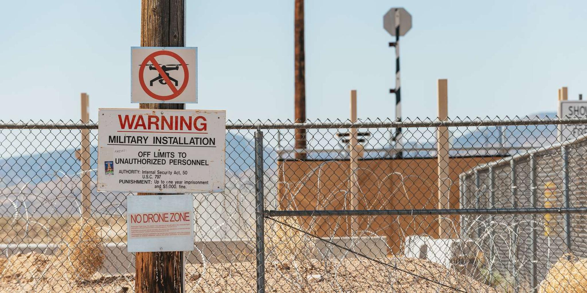 Las Vegas Area 51 Day Tour - Image 6