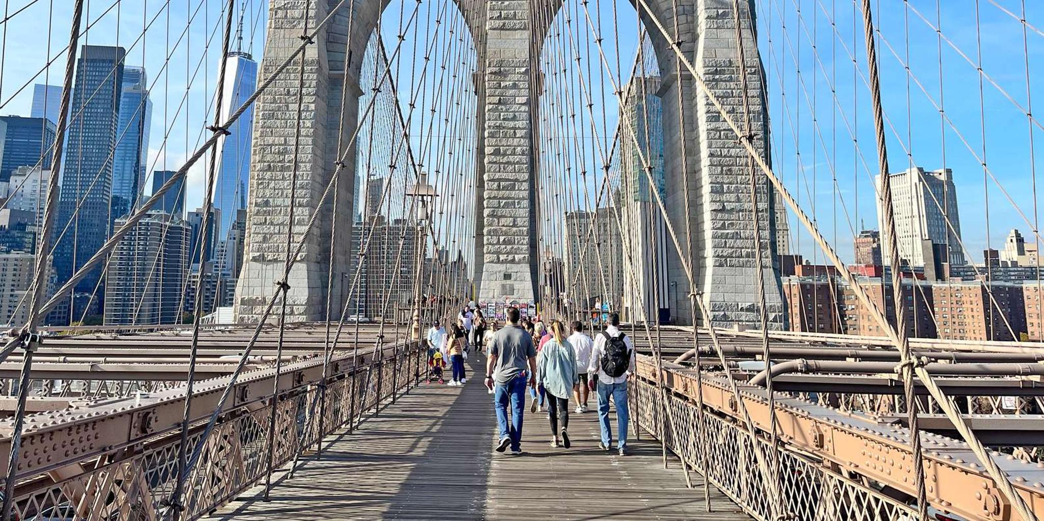 Brooklyn Bridge and Dumbo Walking Tour - Image 3