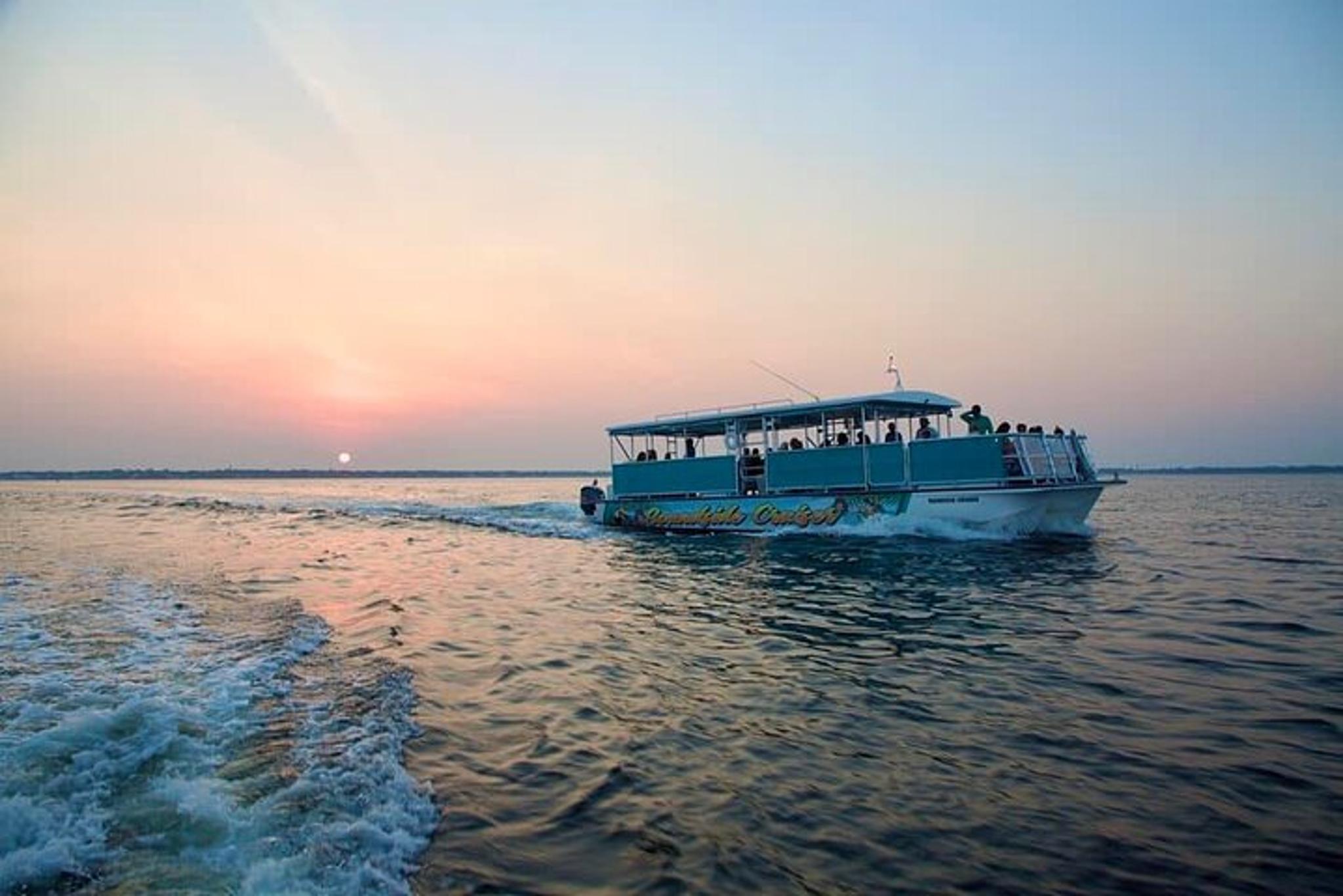 Destin Party Cruise aboard the Soundside Cruiser 1 hr - Image 1