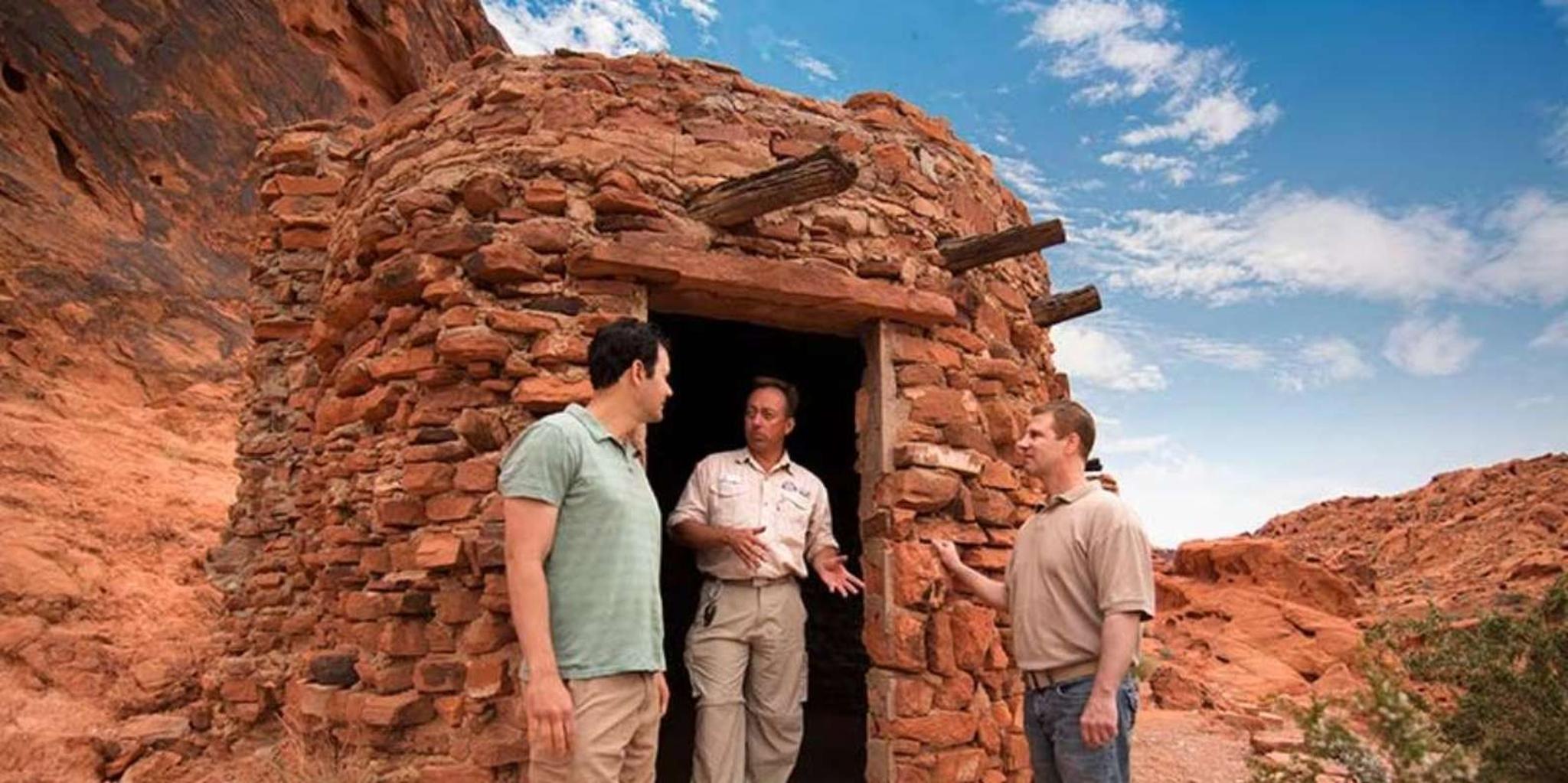 Las Vegas Hoover Dam and Valley of Fire Tour - Image 5