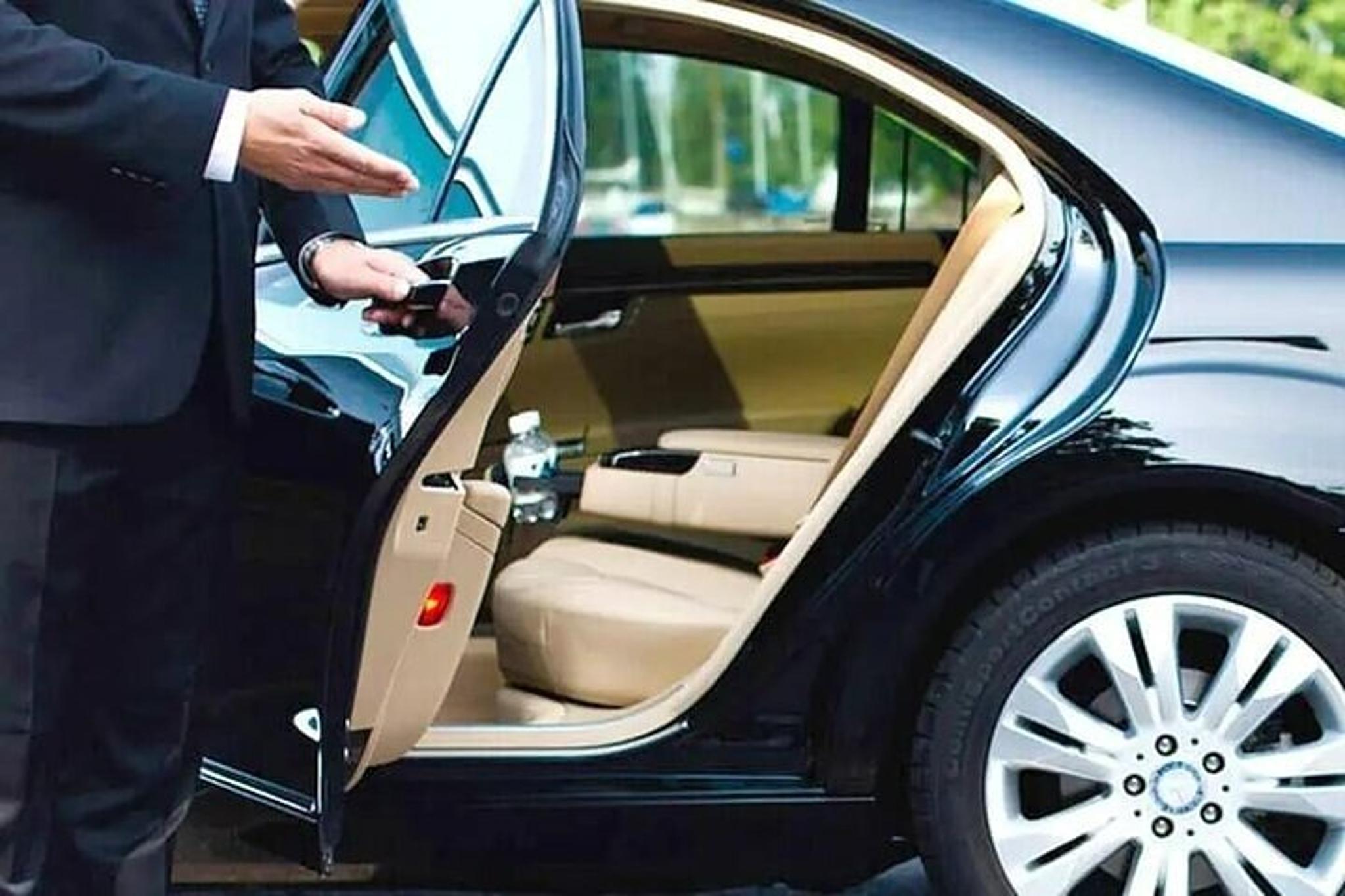 Las Vegas Airport Private Transfer - Image 6