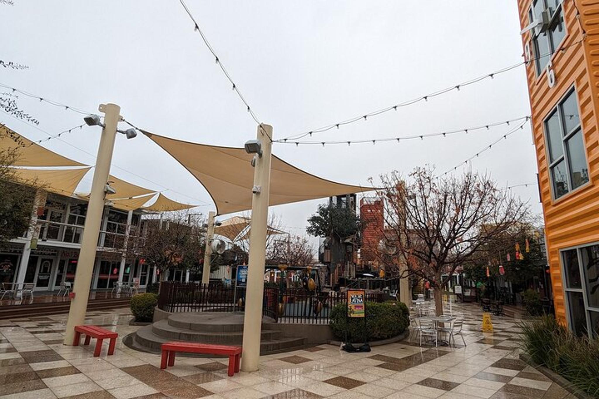 Las Vegas Scavenger Hunt Walking Tour - Image 2