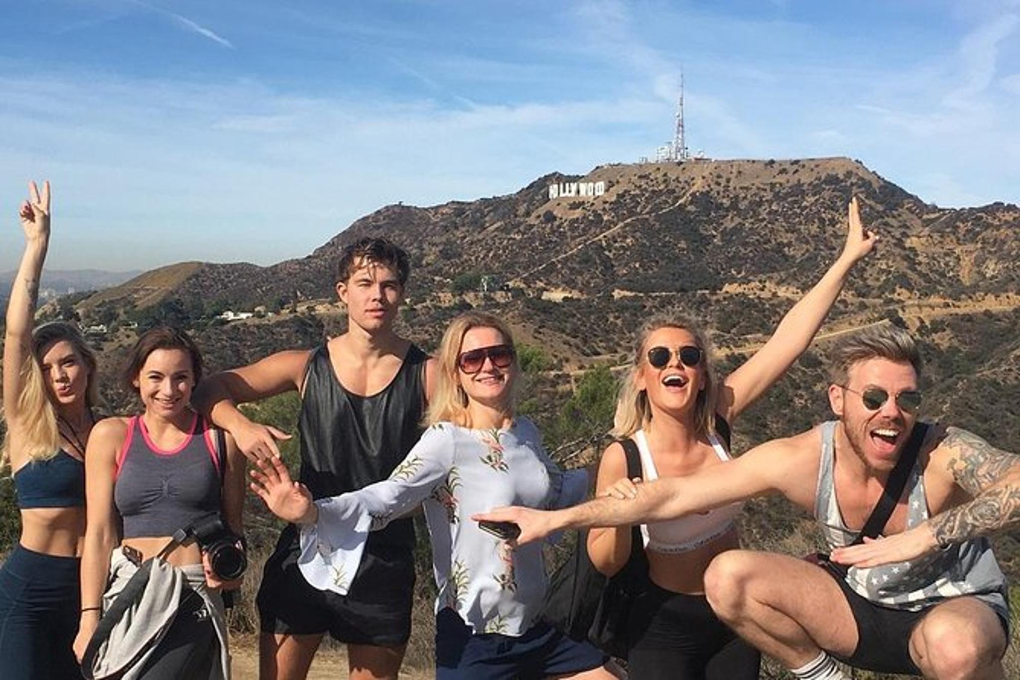 Los Angeles Private Tour for Up to 7 Passengers