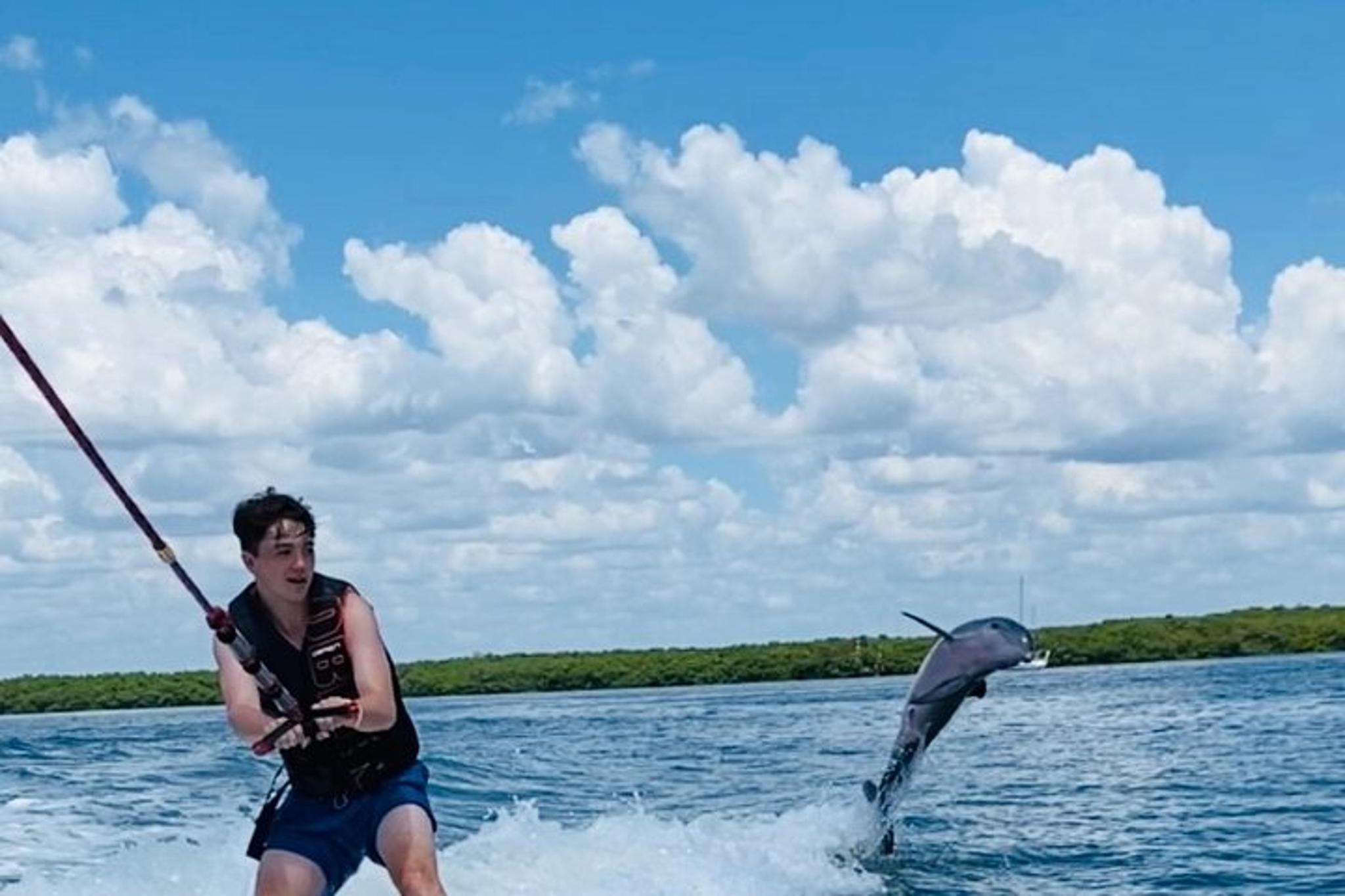 Clearwater Beach Pontoon and Watersports Tour - Image 3