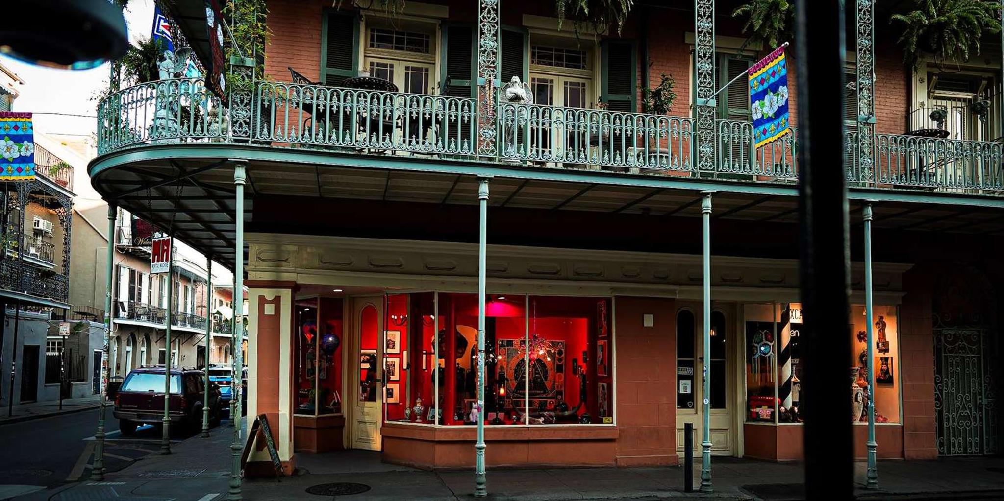 New Orleans True Crime Pub Crawl