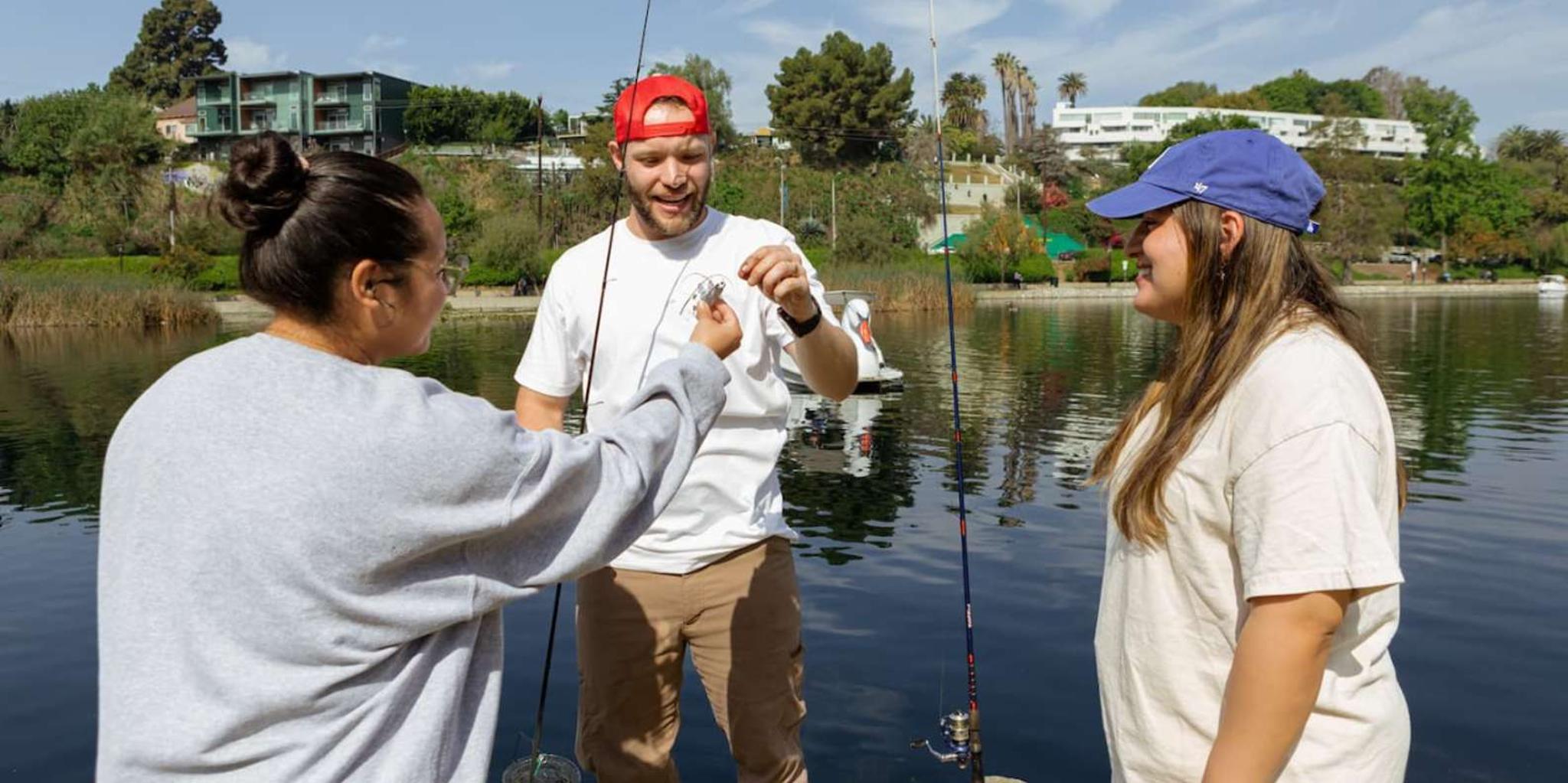 Los Angeles Fishing Tour with Local Guide - Image 3