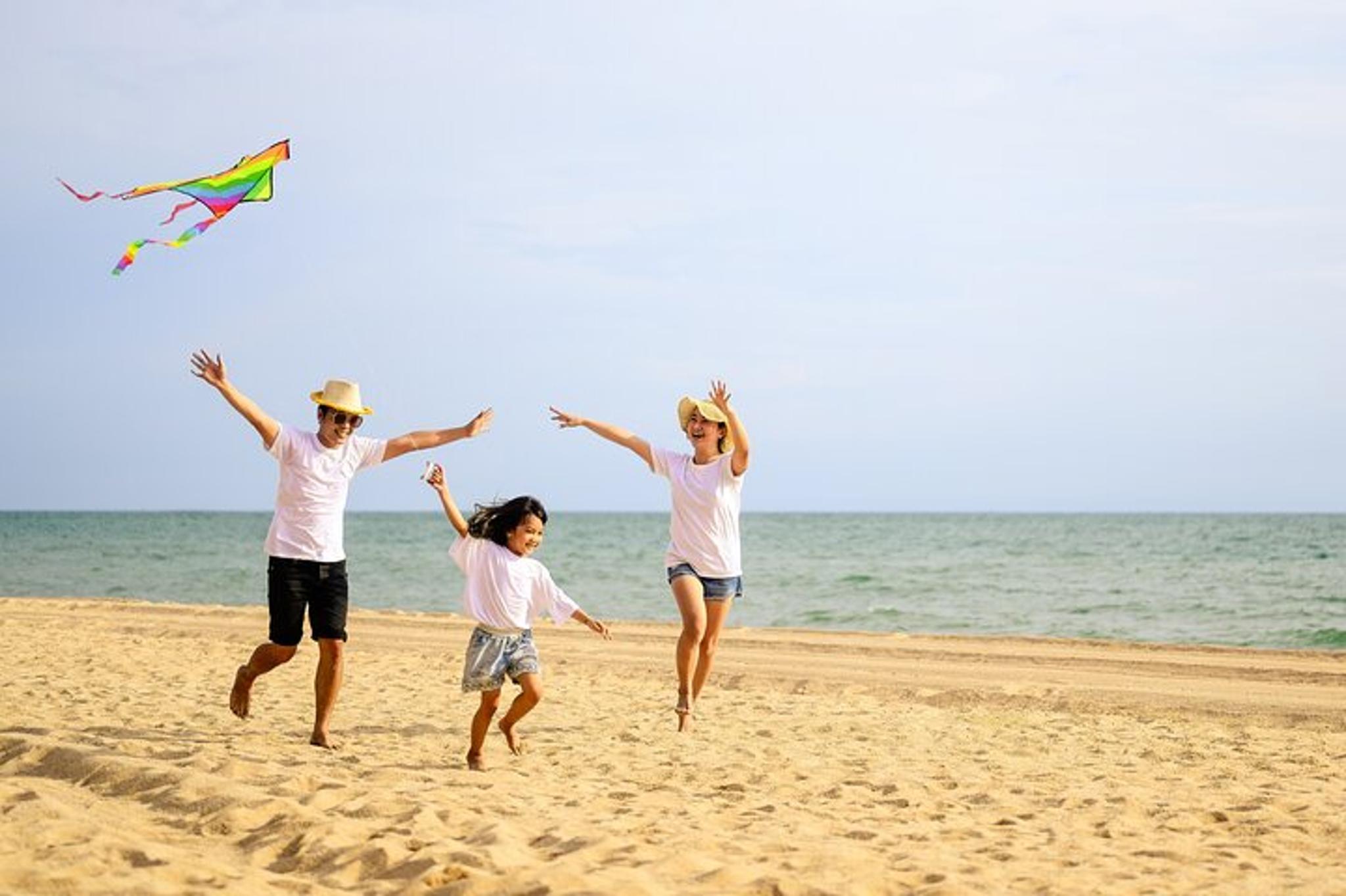 Laguna Beach Family Walking Tour - Image 5